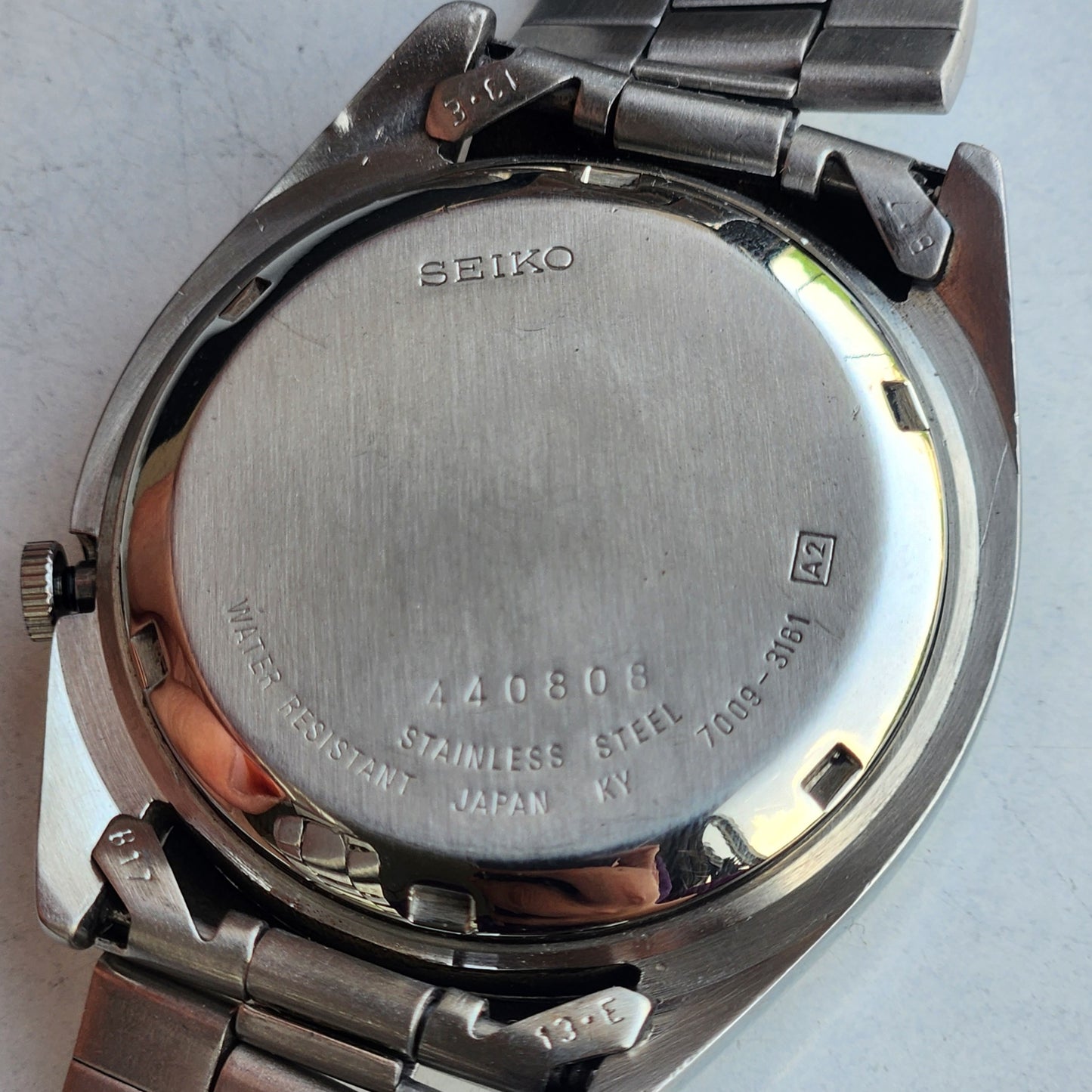 Vintage 1984 Original Seiko 5 Automatic 7009-3161 Black Face 17 Jewels Day-Date Japanese Men's Wrist Watch ET102