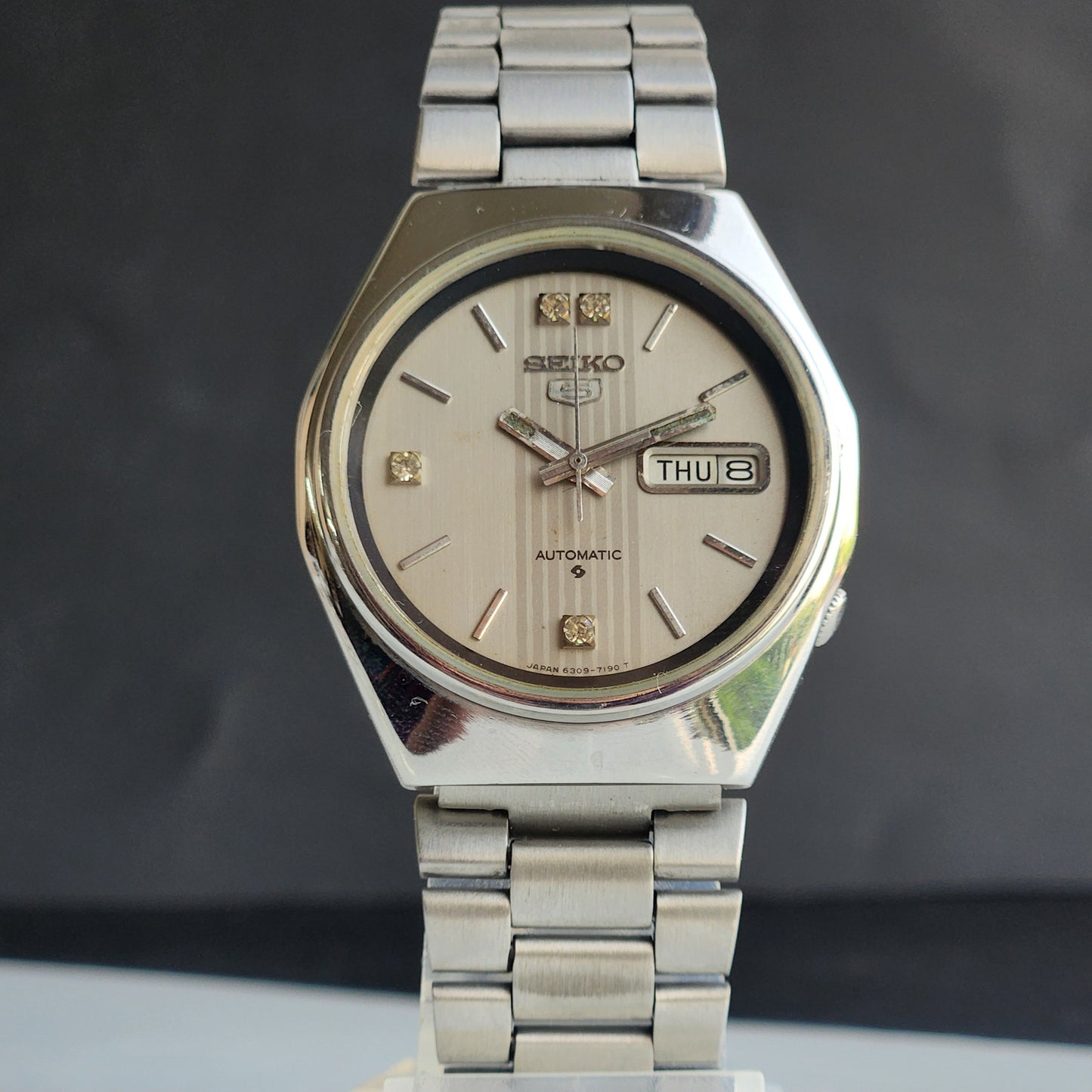Vintage 1981 Original Seiko 5 Automatic 6309-7160 Grey Face 17 Jewels Day-Date Japanese Men's Wrist Watch ET103