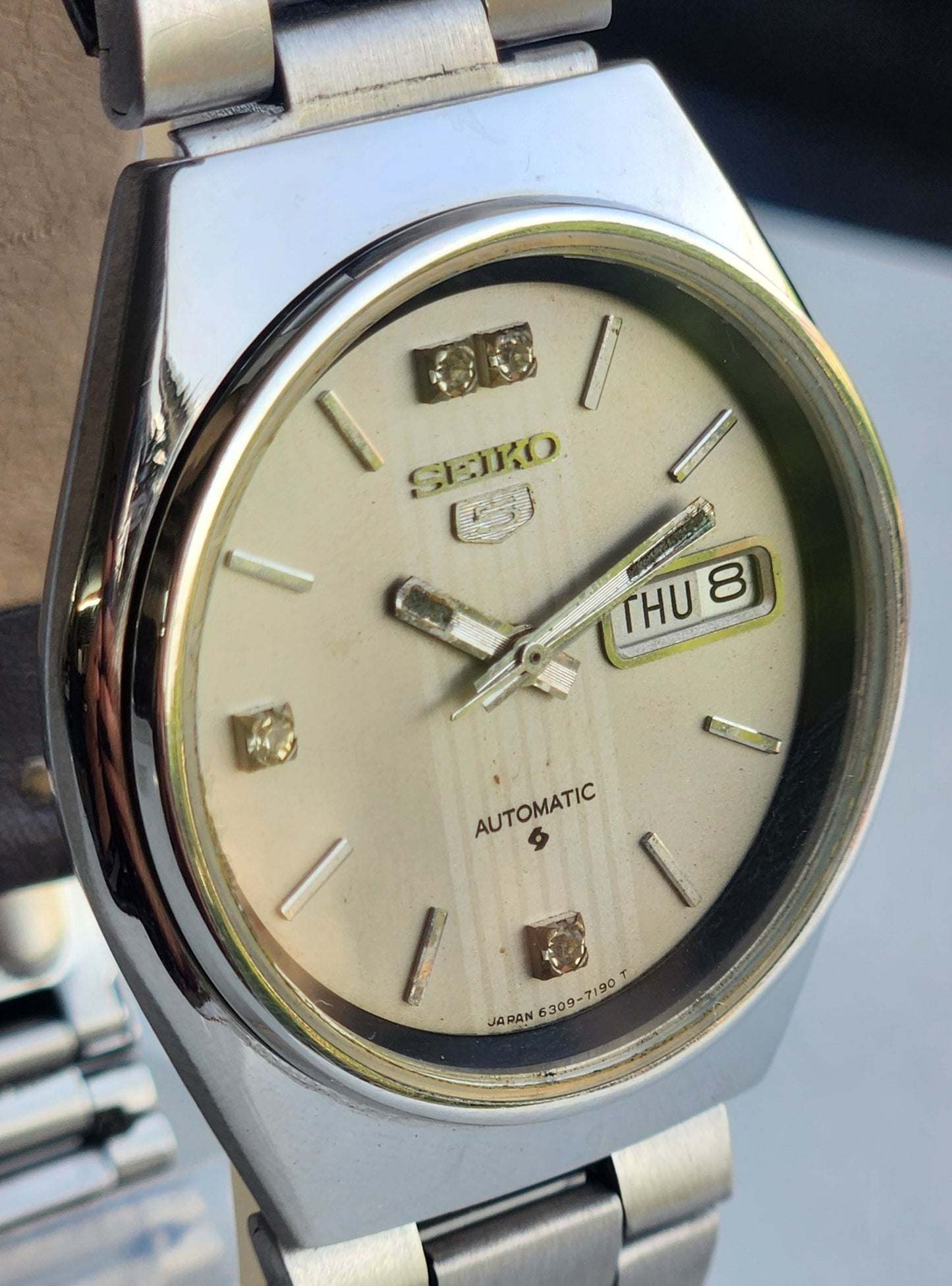 Vintage 1981 Original Seiko 5 Automatic 6309-7160 Grey Face 17 Jewels Day-Date Japanese Men's Wrist Watch ET103
