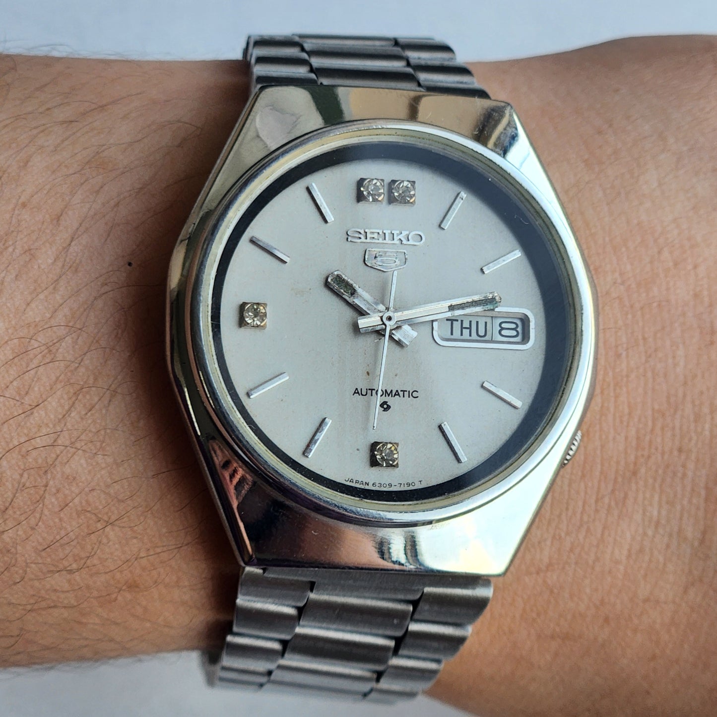 Vintage 1981 Original Seiko 5 Automatic 6309-7160 Grey Face 17 Jewels Day-Date Japanese Men's Wrist Watch ET103