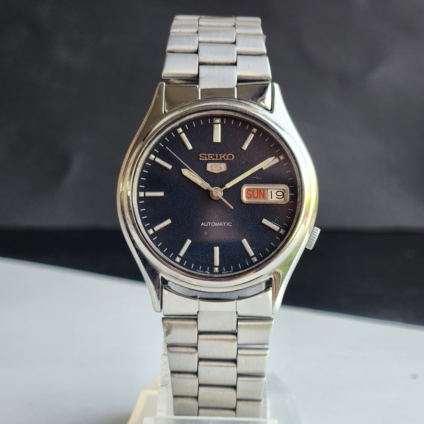 Vintage 1979 Original Seiko 5 Automatic 7009-3170 Black Face 17 Jewels Day-Date Japanese Men's Wrist Watch ET105