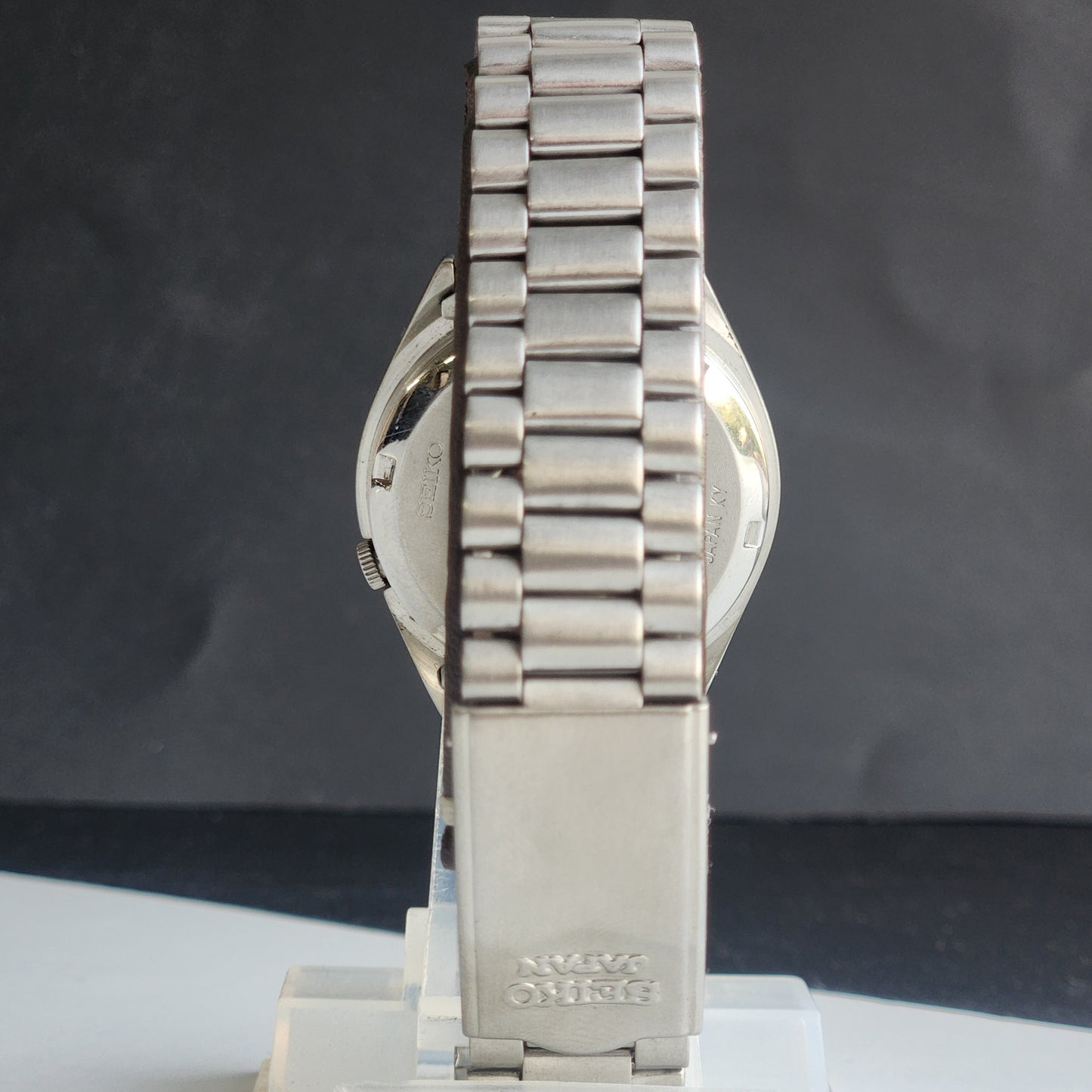 Vintage 1975 Original Seiko 5 Automatic 7019-6081 Golden Face 21 Jewels Day-Date Japanese Men's Wrist Watch ET109
