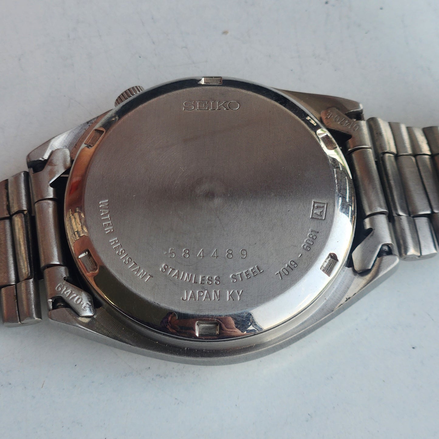 Vintage 1975 Original Seiko 5 Automatic 7019-6081 Golden Face 21 Jewels Day-Date Japanese Men's Wrist Watch ET109