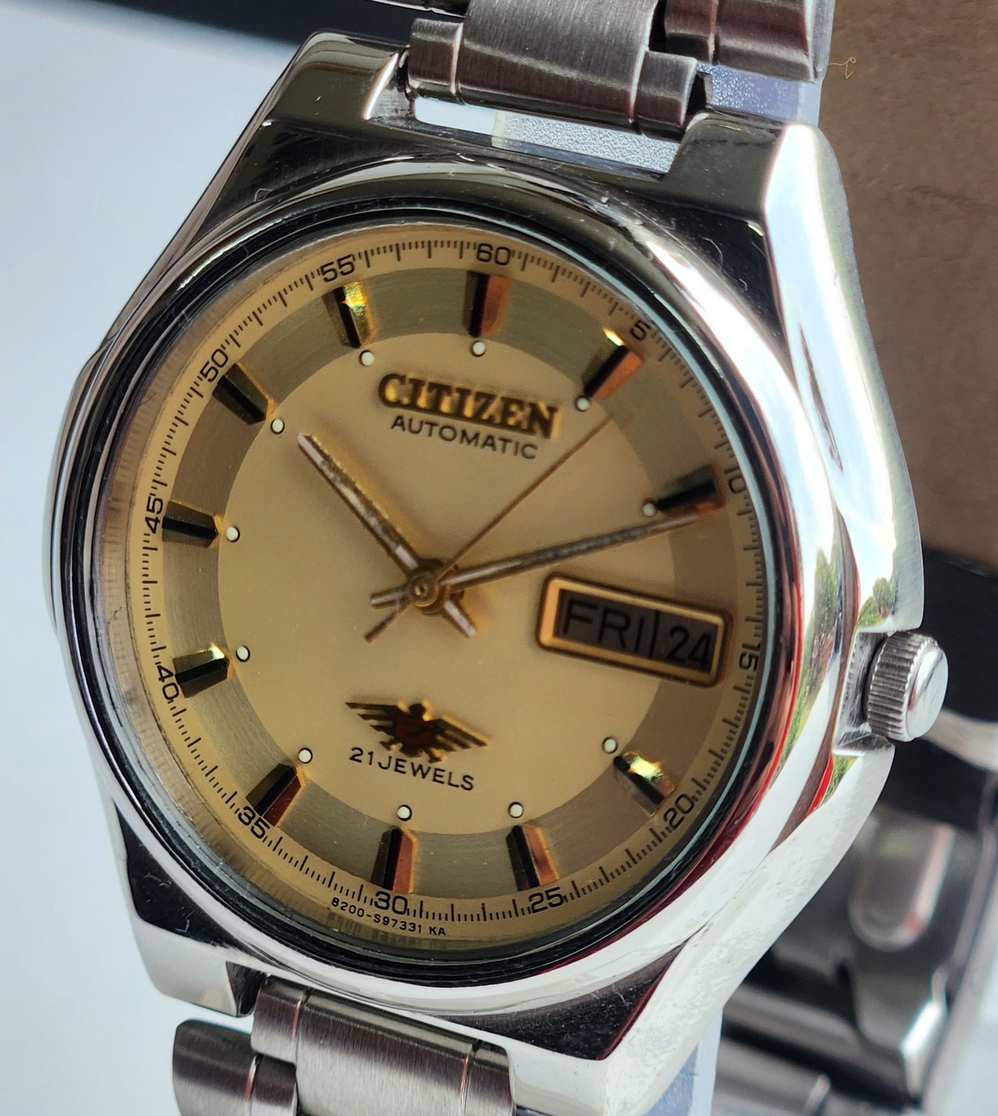 Vintage 1979 Original Citizen Automatic 8200 Yellow Face 21 Jewels Day-Date Japanese Men's Wrist Watch EG148
