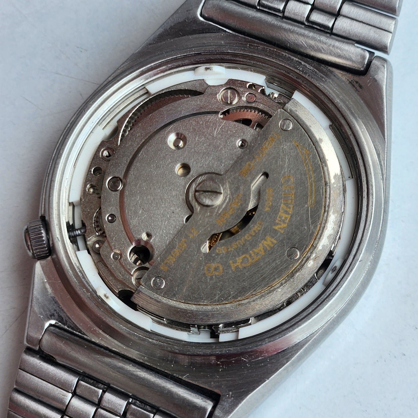 Vintage 1983 Original Citizen Automatic 8200 Golden/Grey Face 21 Jewels Day-Date Japanese Men's Wrist Watch EG149