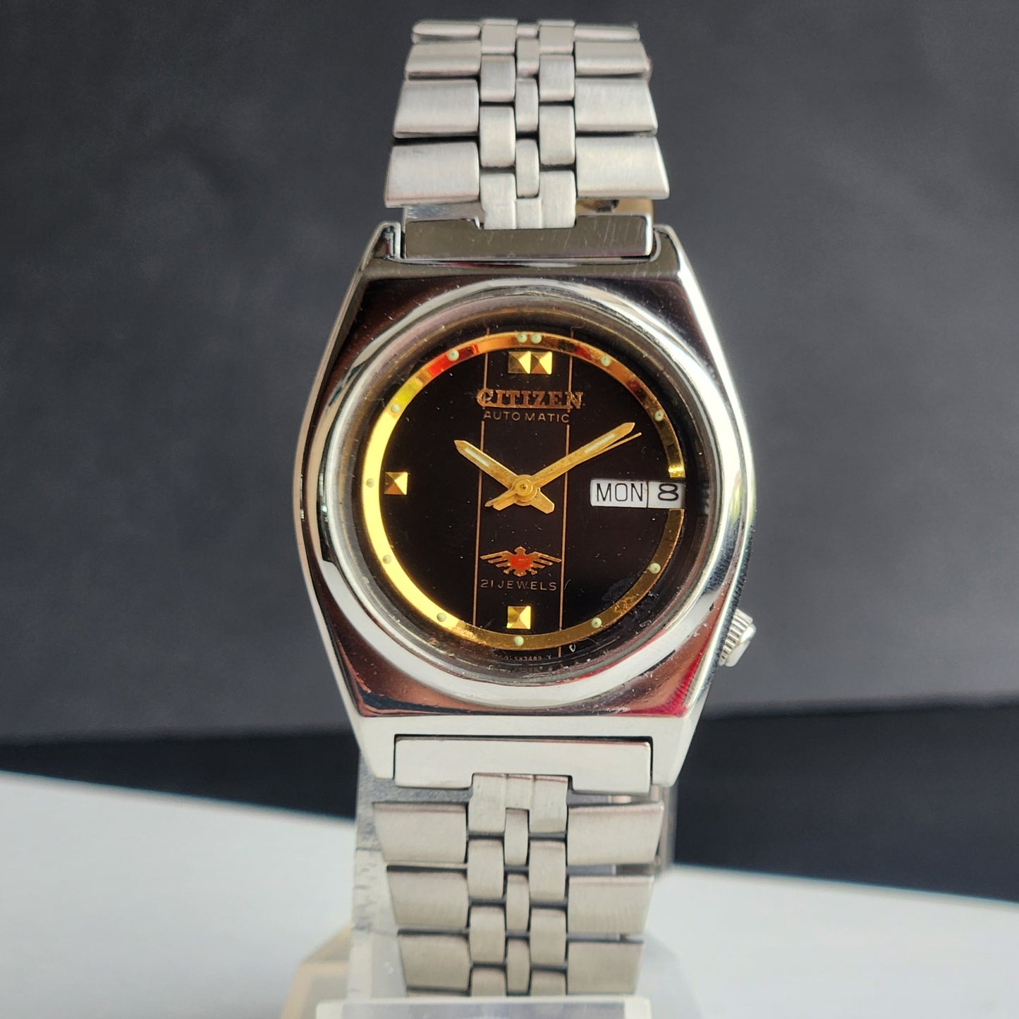 Vintage 1975 Original Citizen Automatic 8200 Black Face 21 Jewels Day-Date Japanese Men's Wrist Watch EG156