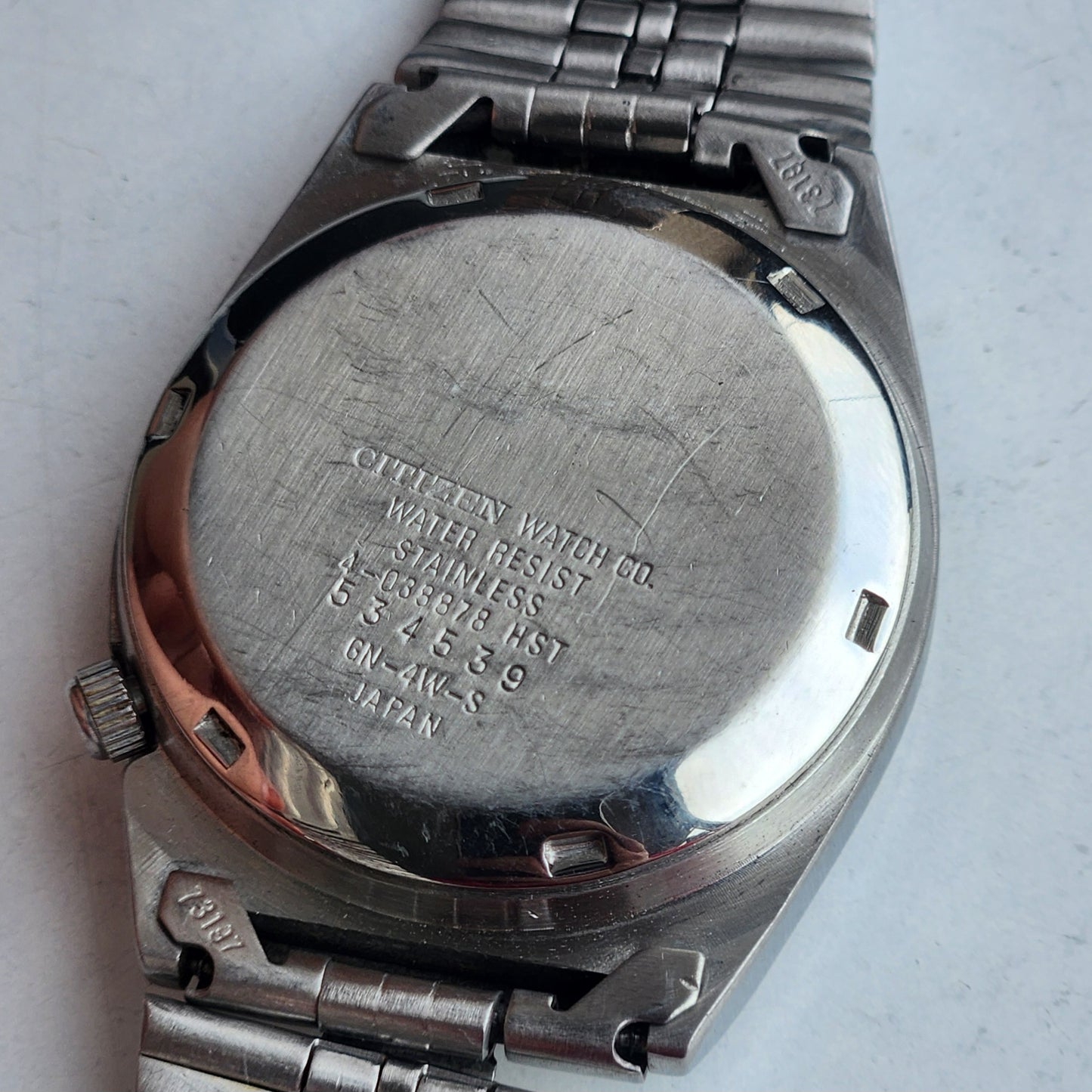 Vintage 1975 Original Citizen Automatic 8200 Black Face 21 Jewels Day-Date Japanese Men's Wrist Watch EG156