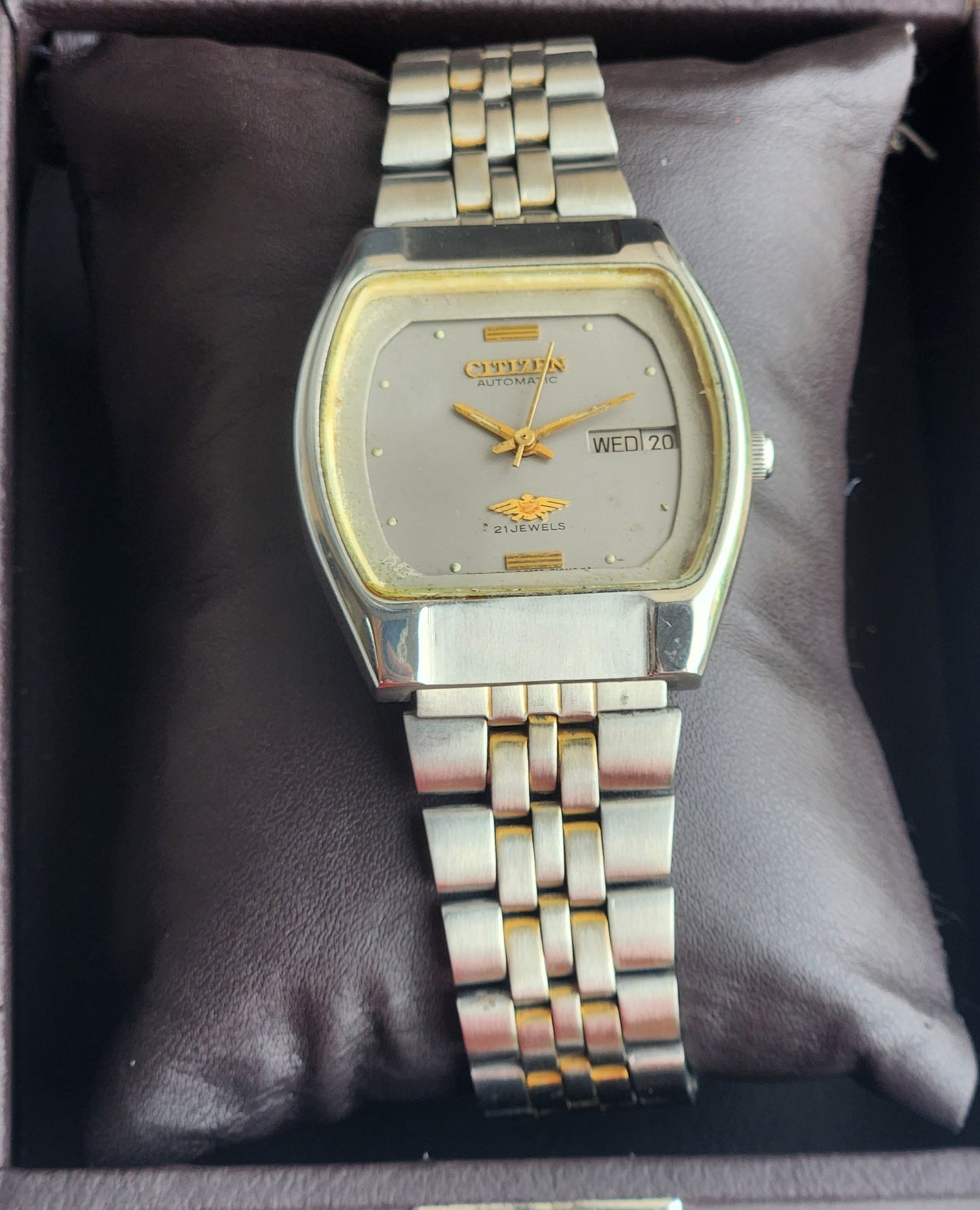 Vintage 1987 Original Citizen Automatic 8200 Grey Face 21 Jewels Day-Date Japanese Men's Wrist Watch EG157