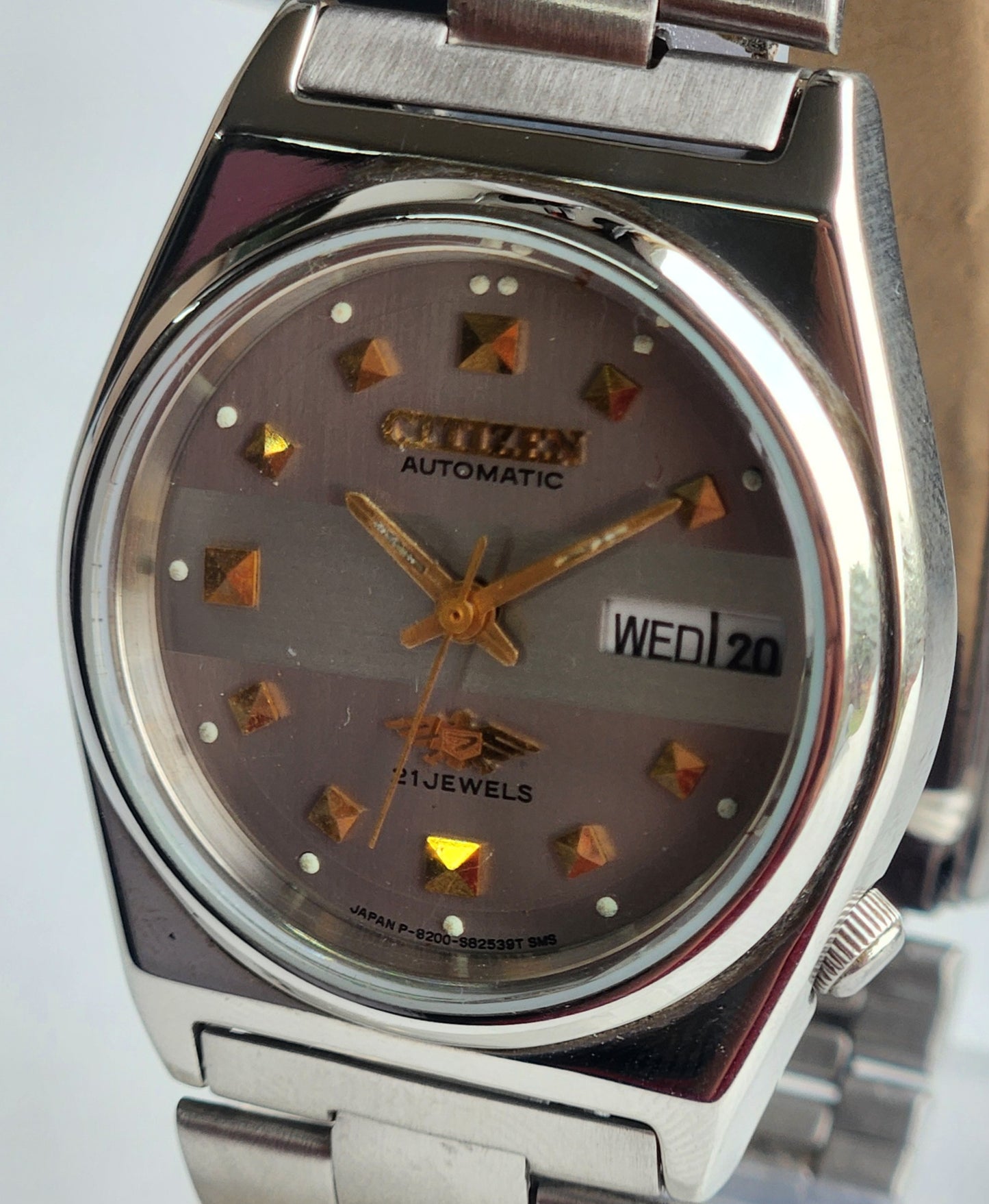 Vintage 1981 Original Citizen Automatic 8200 Silver Face 21 Jewels Day-Date Japanese Men's Wrist Watch EG158