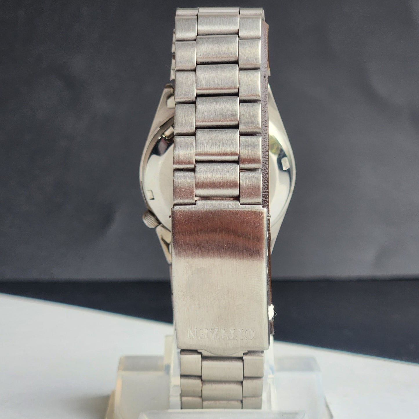 Vintage 1981 Original Citizen Automatic 8200 Silver Face 21 Jewels Day-Date Japanese Men's Wrist Watch EG158