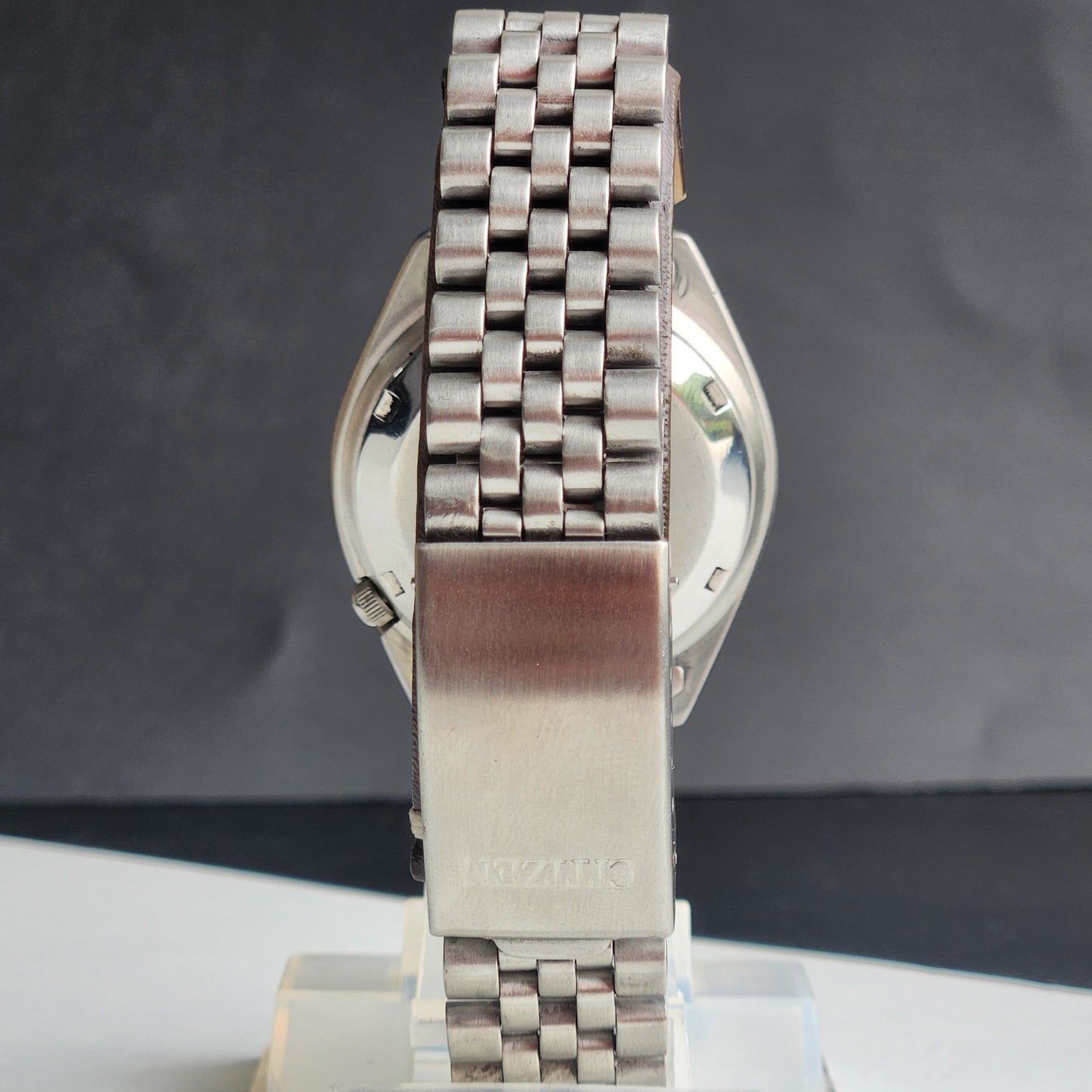 Vintage 1982 Original Citizen Automatic 8200 Gray Face 21 Jewels Day-Date Japanese Men's Wrist Watch EG159