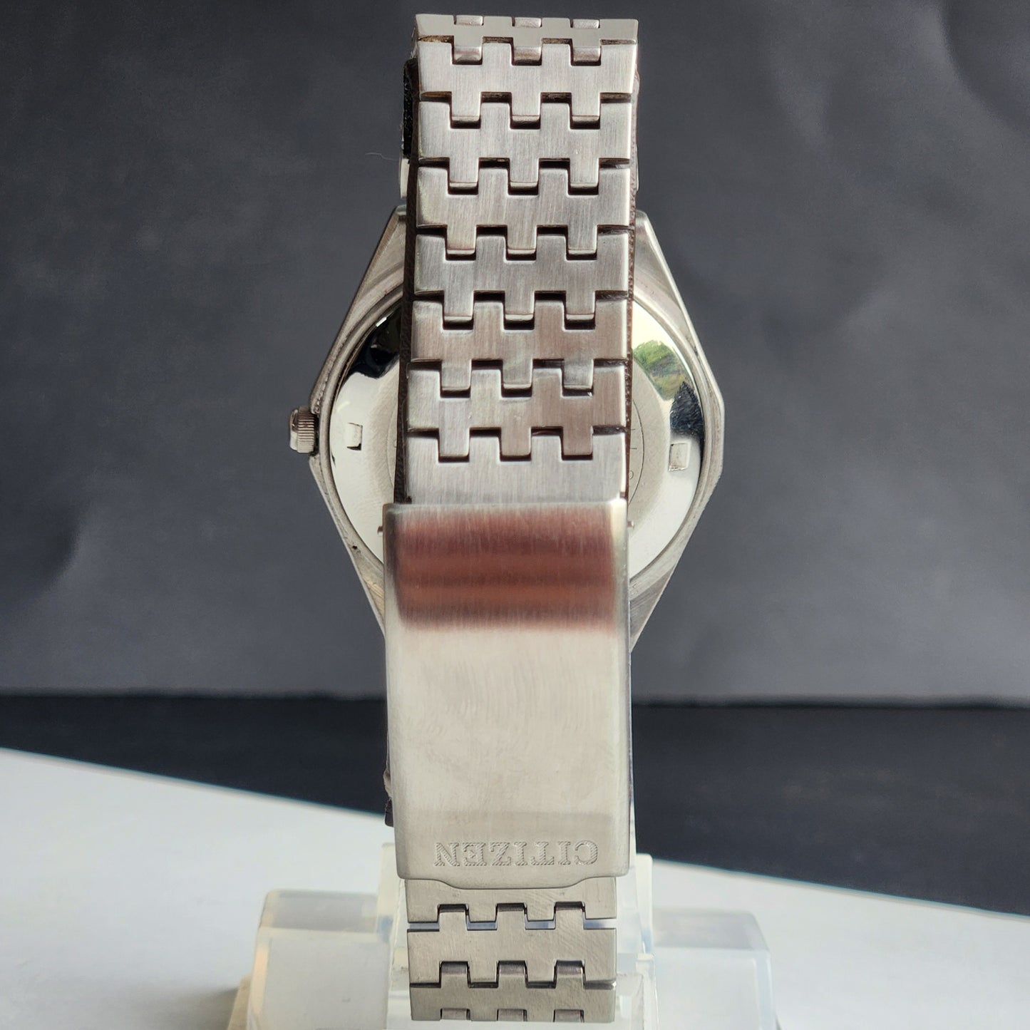 Vintage 1981 Original Citizen Automatic 8200 Black Face 21 Jewels Day-Date Japanese Men's Wrist Watch EG160