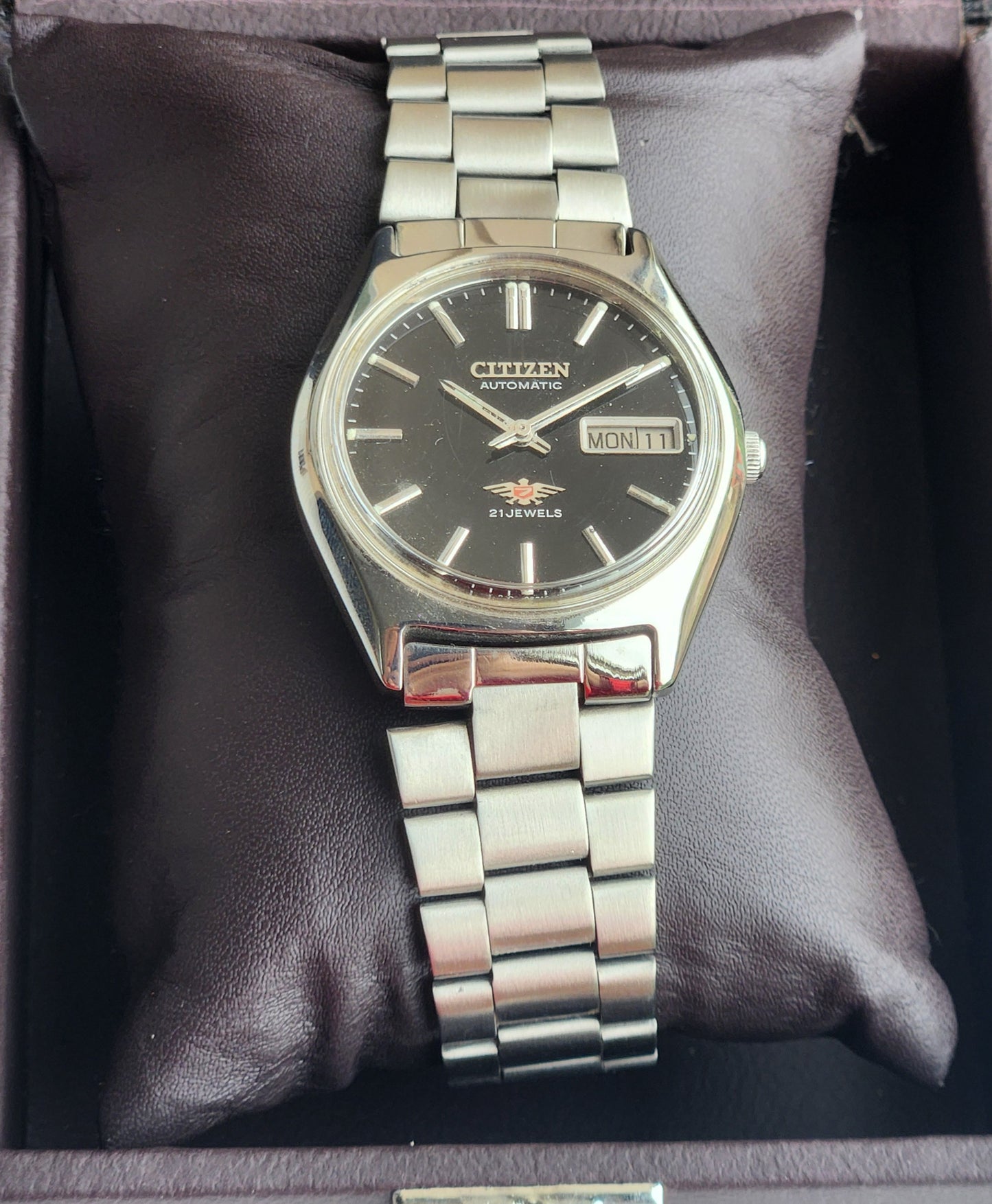 Vintage 1975 Original Citizen Automatic 8200 Black Face 21 Jewels Day-Date Japanese Men's Wrist Watch EG162