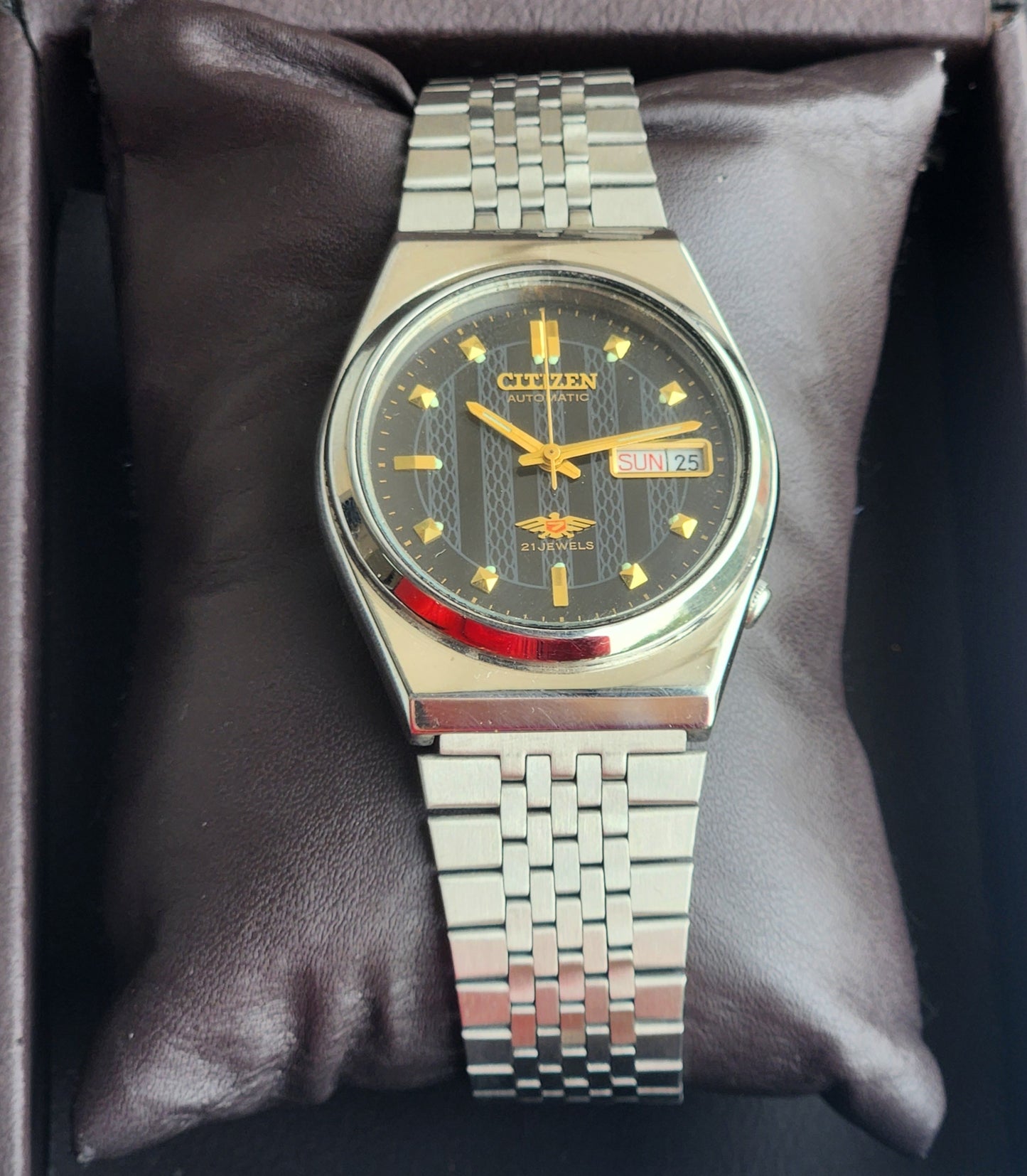 Vintage 1980 Original Citizen Automatic 8200 Black Face 21 Jewels Day-Date Japanese Men's Wrist Watch EG164