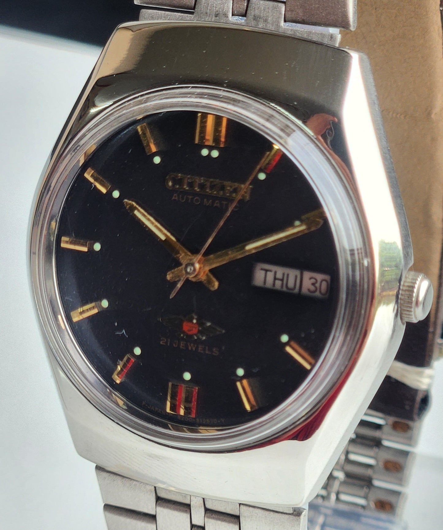 Vintage 1977 Original Citizen Automatic 8200 Grey Face 21 Jewels Day-Date Japanese Men's Wrist Watch EG166