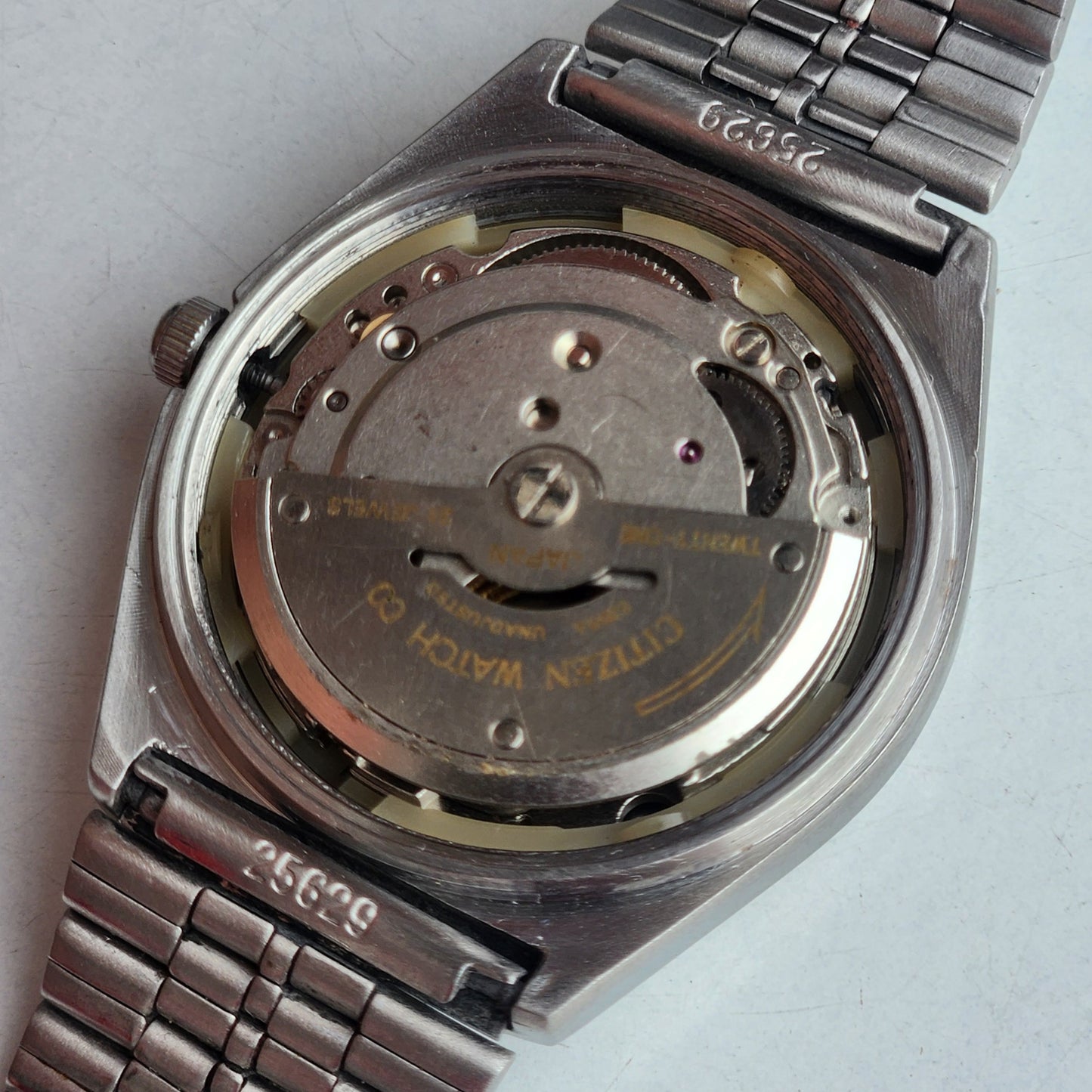 Vintage 1977 Original Citizen Automatic 8200 Grey Face 21 Jewels Day-Date Japanese Men's Wrist Watch EG166