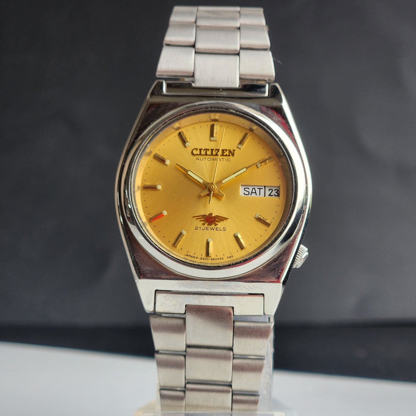 Vintage 1976 Original Citizen Automatic 8200 Golden Face 21 Jewels Day-Date Japanese Men's Wrist Watch EG171