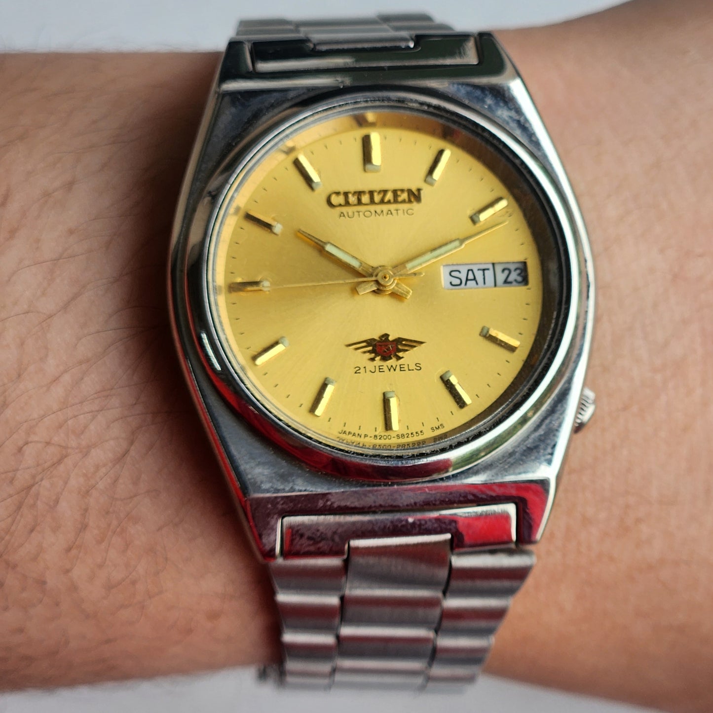 Vintage 1976 Original Citizen Automatic 8200 Golden Face 21 Jewels Day-Date Japanese Men's Wrist Watch EG171