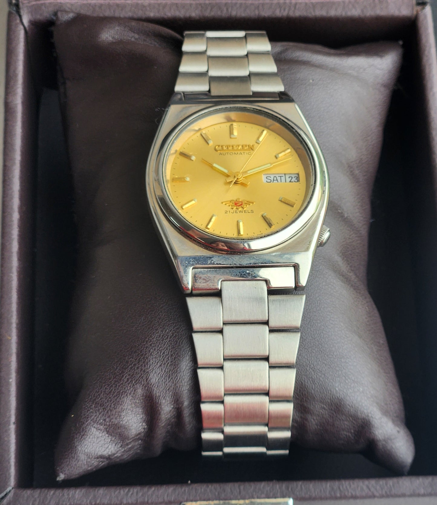 Vintage 1976 Original Citizen Automatic 8200 Golden Face 21 Jewels Day-Date Japanese Men's Wrist Watch EG171