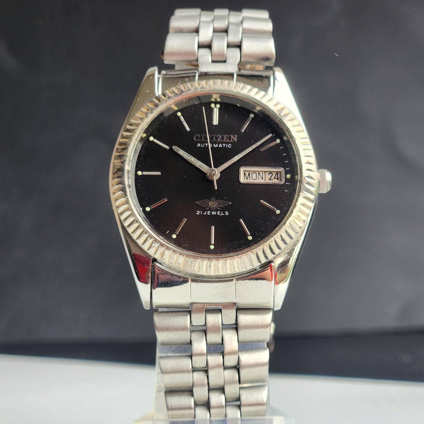 Vintage 1974 Original Citizen Automatic 8200 Black Face 21 Jewels Day-Date Japanese Men's Wrist Watch EG172