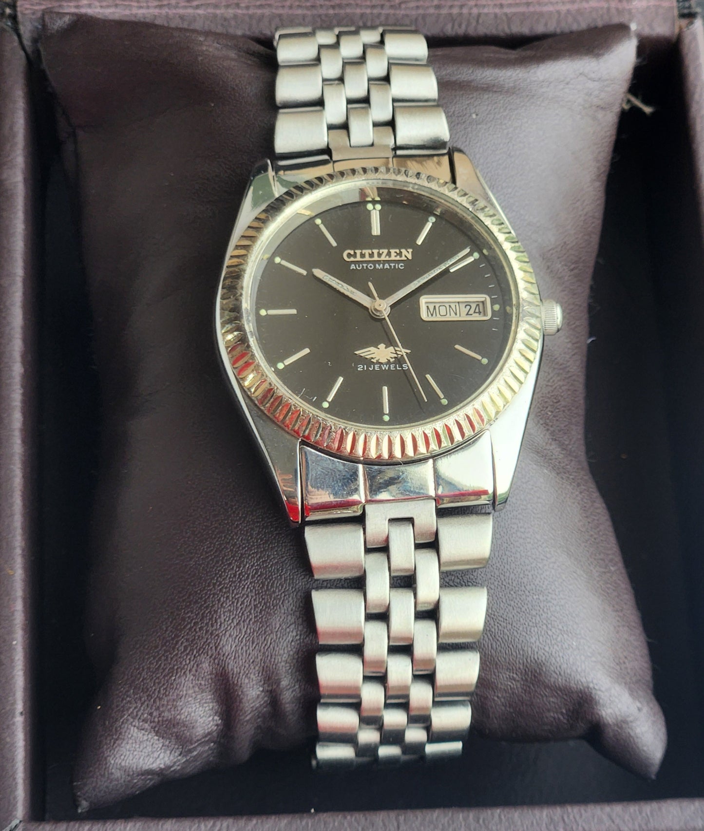 Vintage 1974 Original Citizen Automatic 8200 Black Face 21 Jewels Day-Date Japanese Men's Wrist Watch EG172