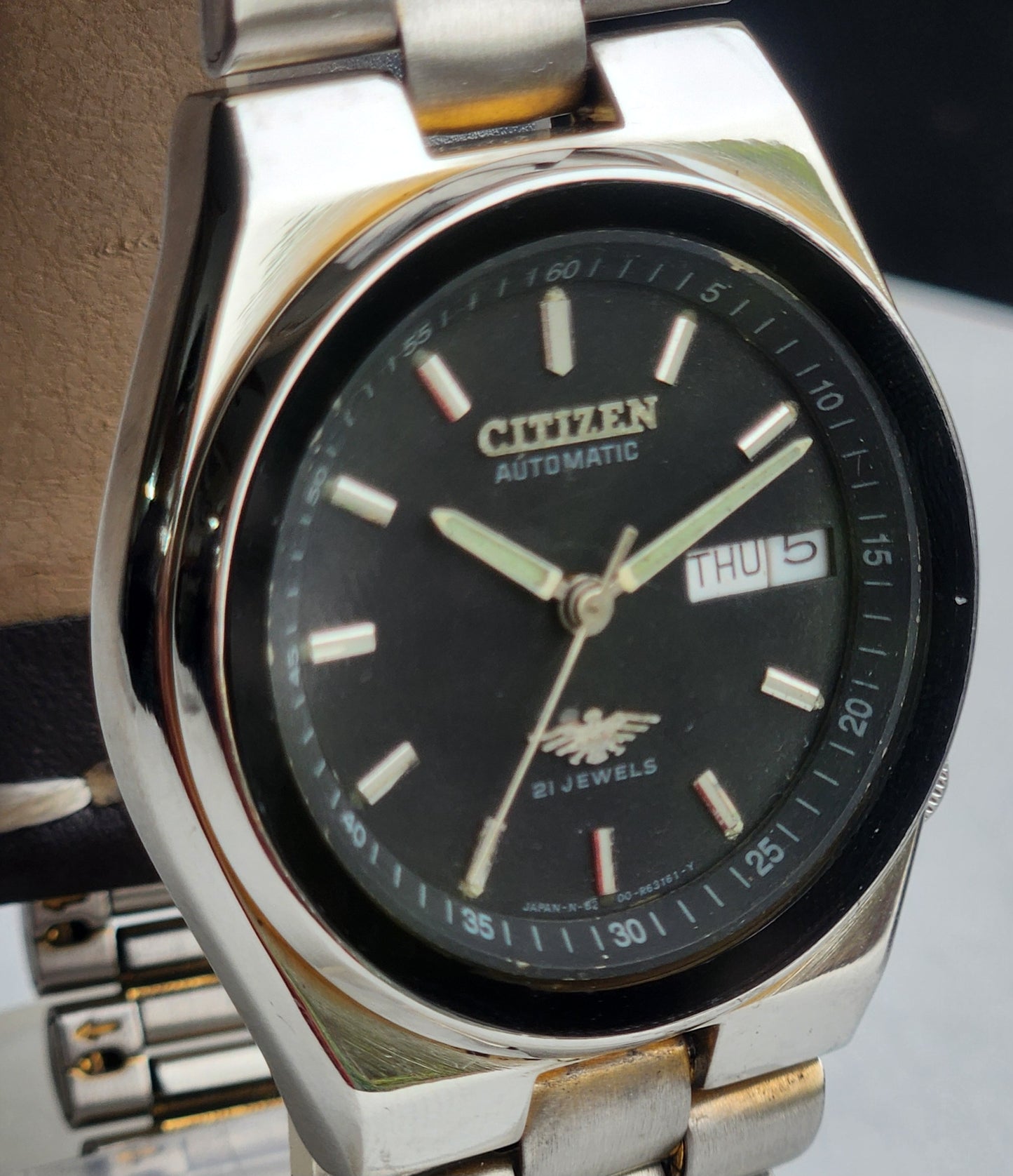Vintage 1974 Original Citizen Automatic 8200 Black Face 21 Jewels Day-Date Japanese Men's Wrist Watch EG178