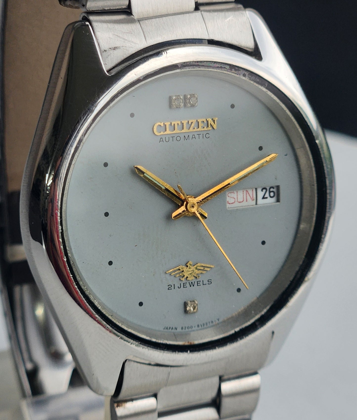 Vintage 1975 Original Citizen Automatic 8200 Grey Face 21 Jewels Day-Date Japanese Men's Wrist Watch EG181