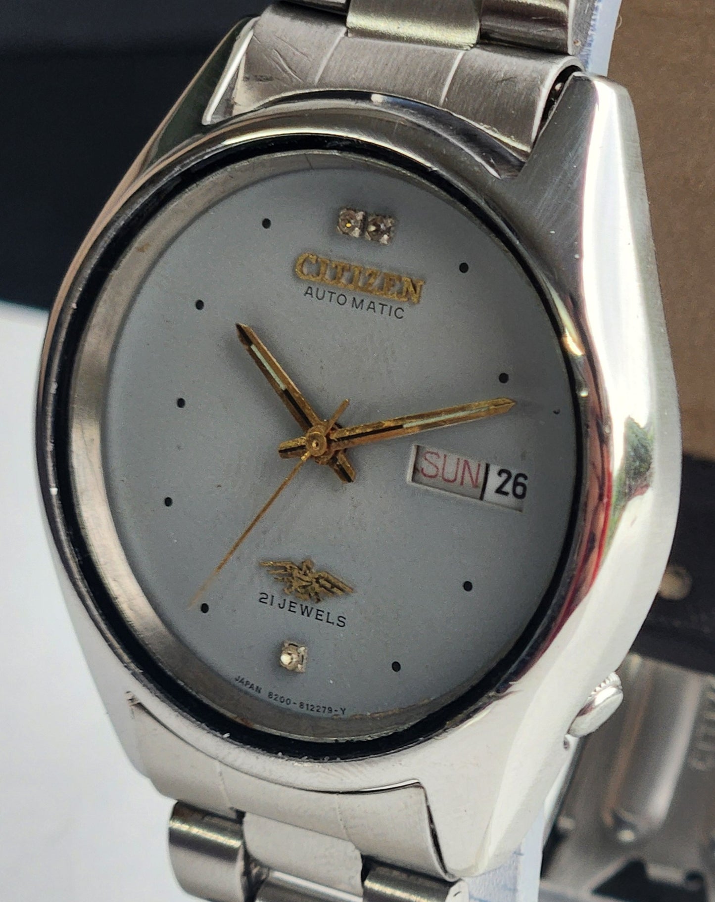 Vintage 1975 Original Citizen Automatic 8200 Grey Face 21 Jewels Day-Date Japanese Men's Wrist Watch EG181