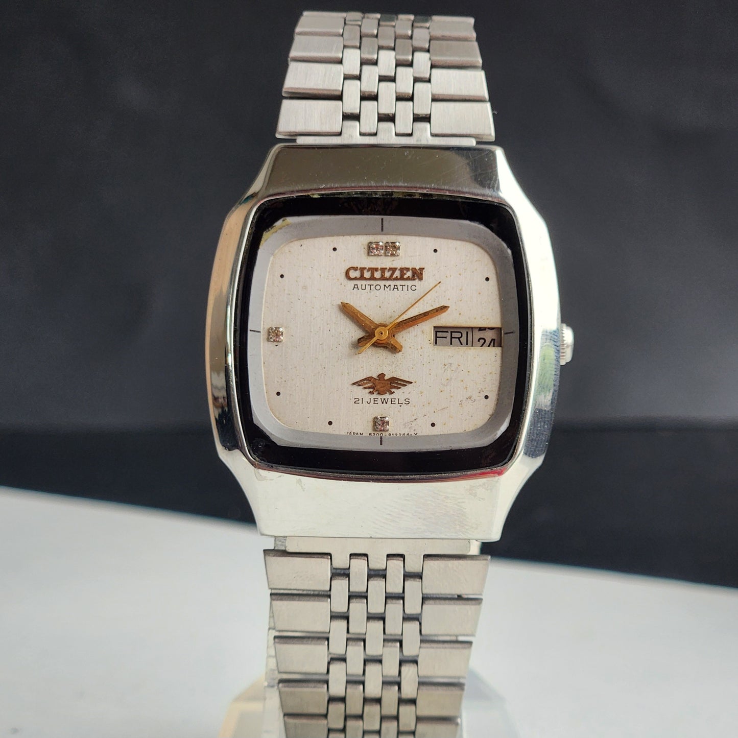 Vintage 1975 Original Citizen Automatic 8200 Silver Face 21 Jewels Day-Date Japanese Men's Wrist Watch EG185