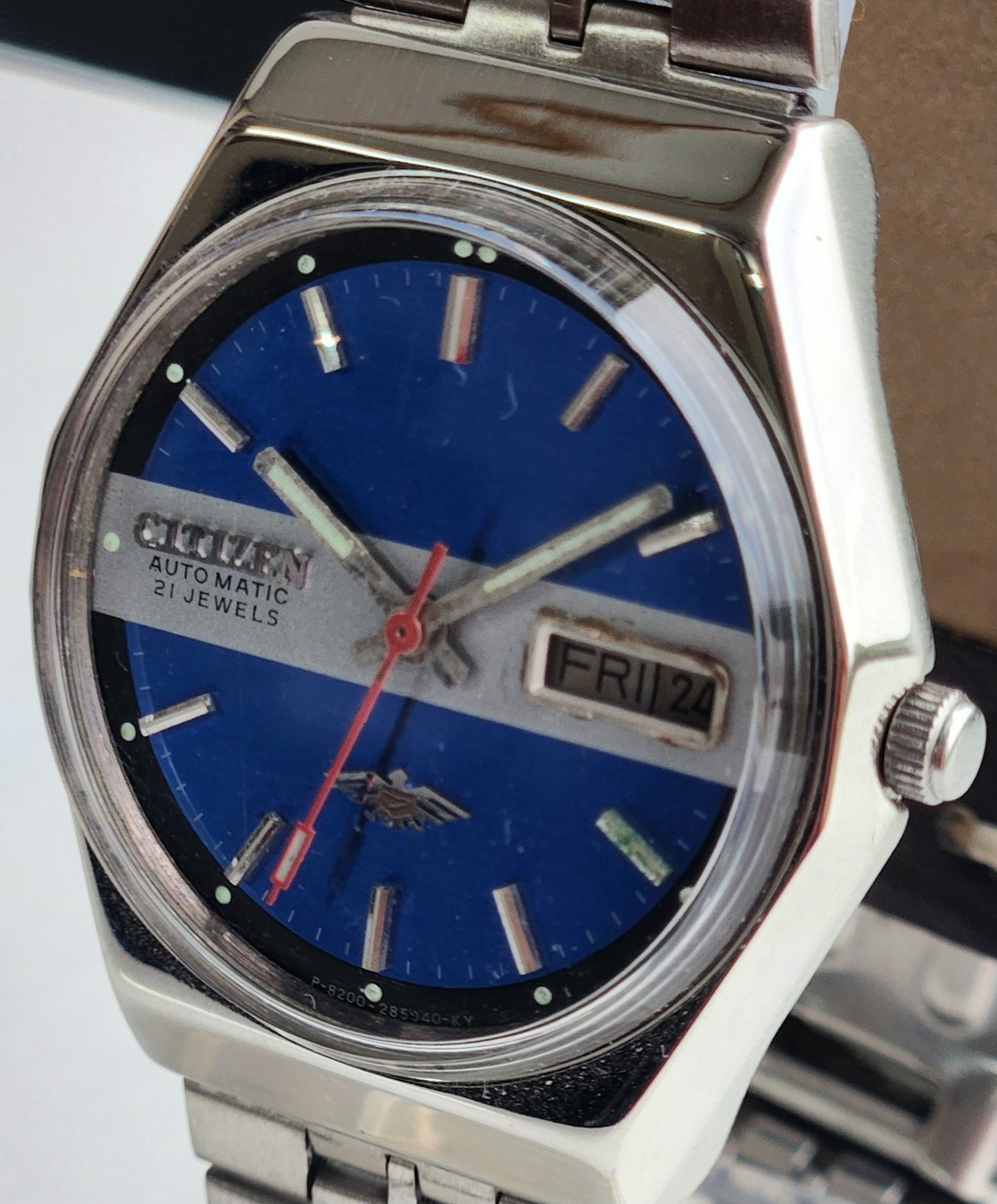 Vintage 1976 Original Citizen Automatic 8200 Blue Face 21 Jewels Day-Date Japanese Men's Wrist Watch EG194