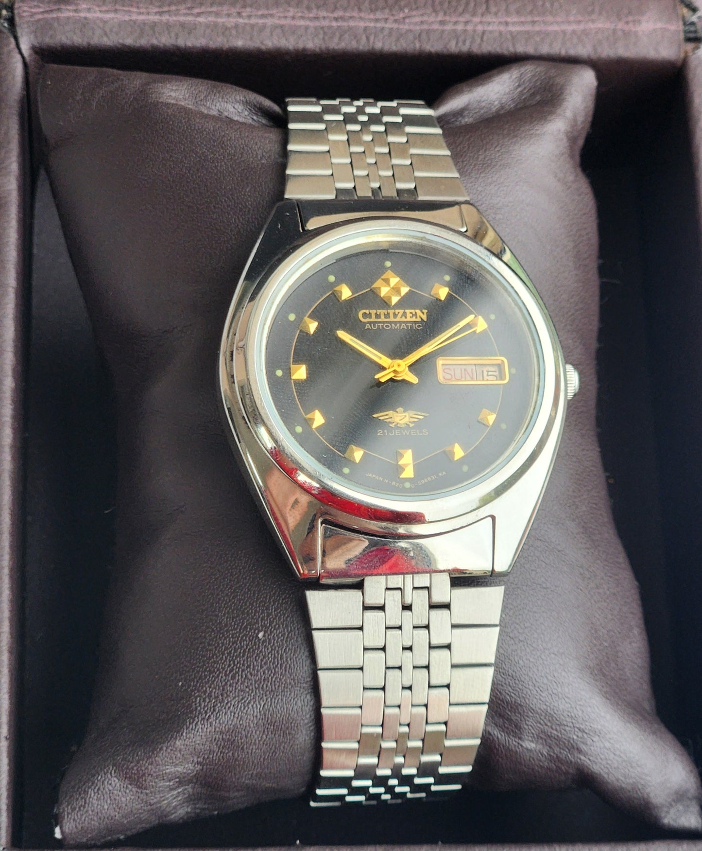 Vintage 1976 Original Citizen Automatic 8200 Black Face 21 Jewels Day-Date Japanese Men's Wrist Watch EG197