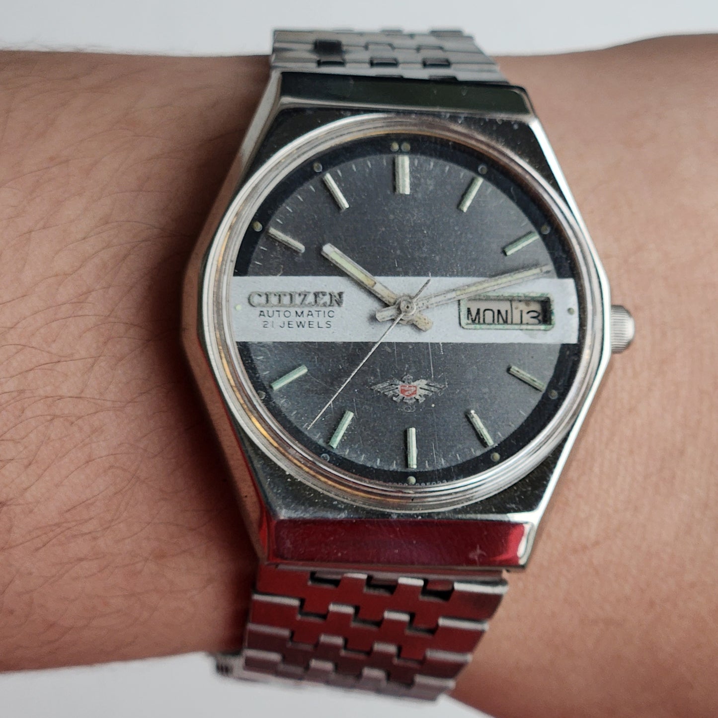 Vintage 1978 Original Citizen Automatic 8200 Grey Face 21 Jewels Day-Date Japanese Men's Wrist Watch EG198