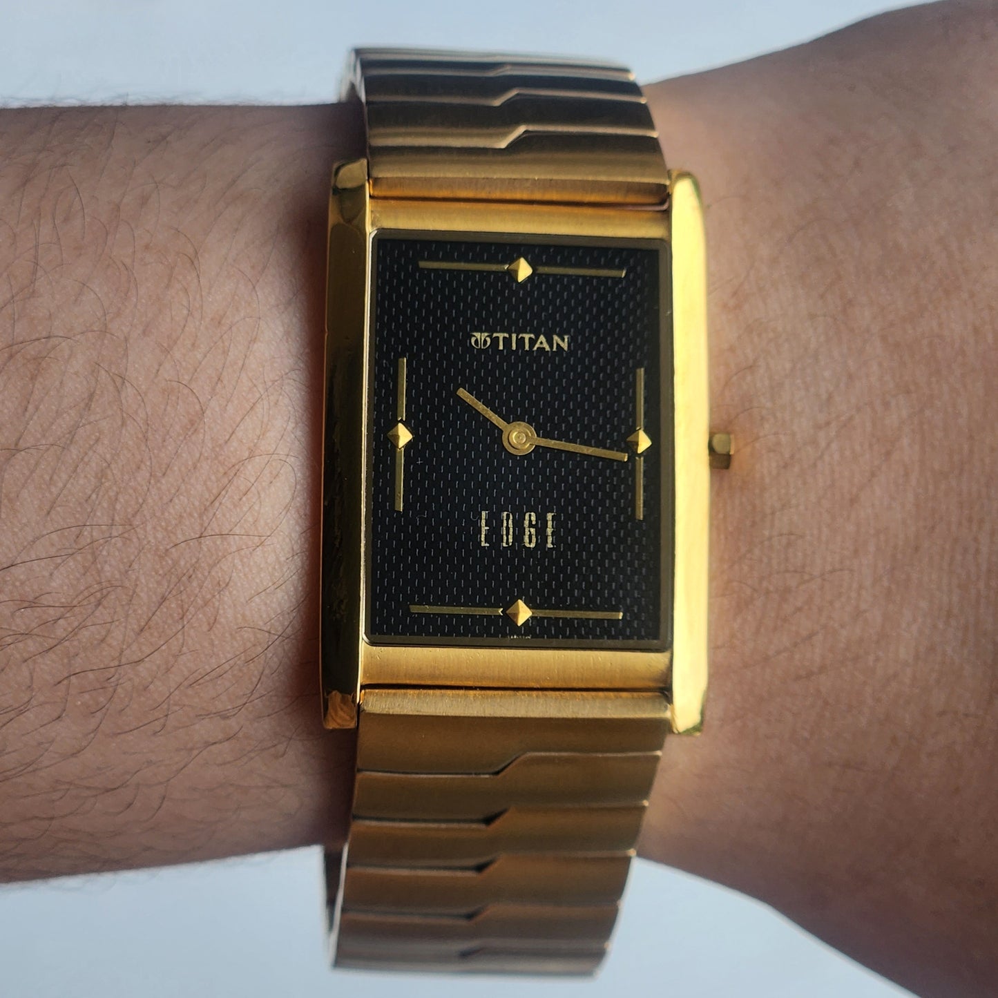 Original TITAN EDGE 1043NBA Rectangular Black Face 25MM Case Men's Watch H64