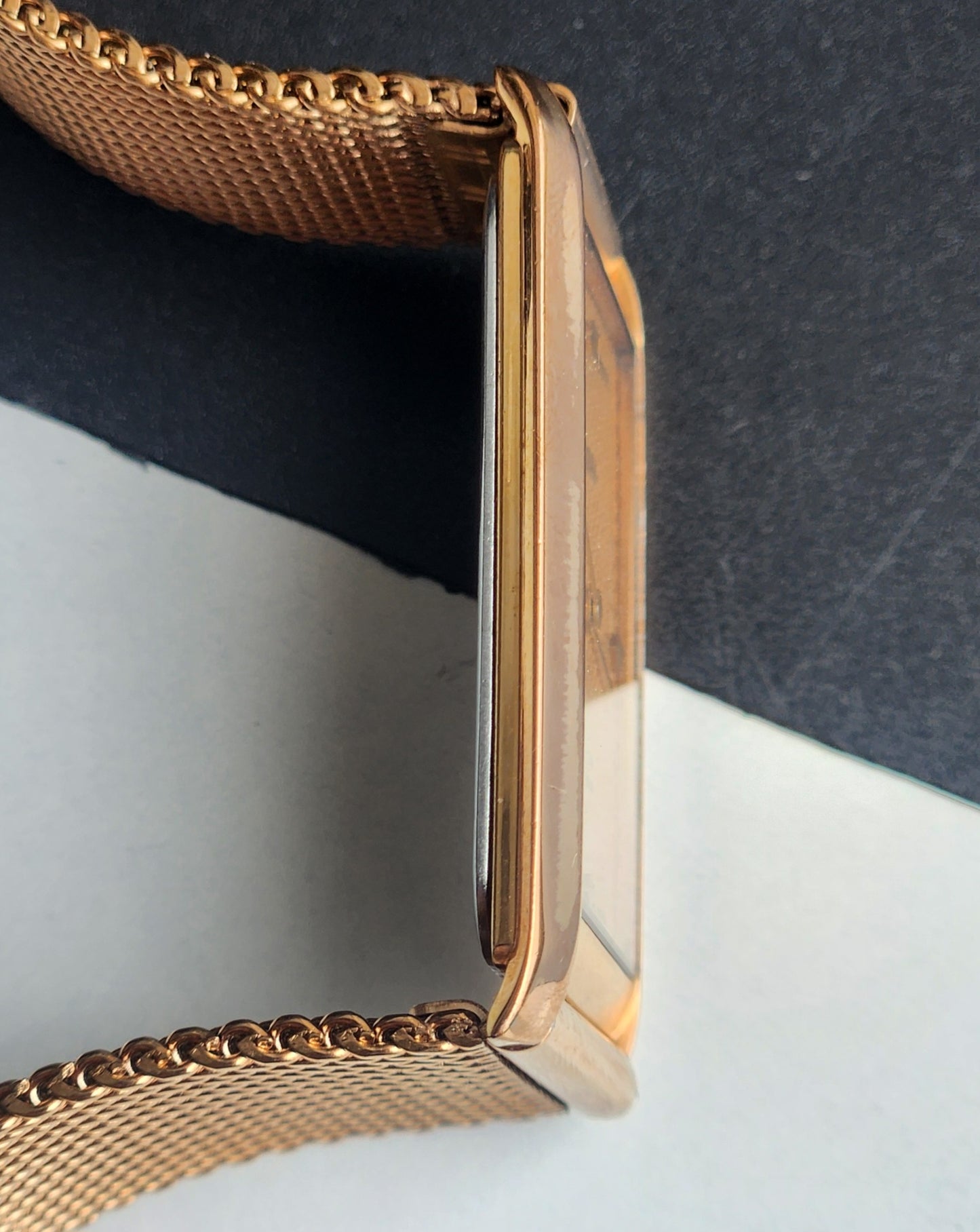 Original TITAN EDGE 679YAC Rectangular Golden Face 25MM Case Men's Watch H68