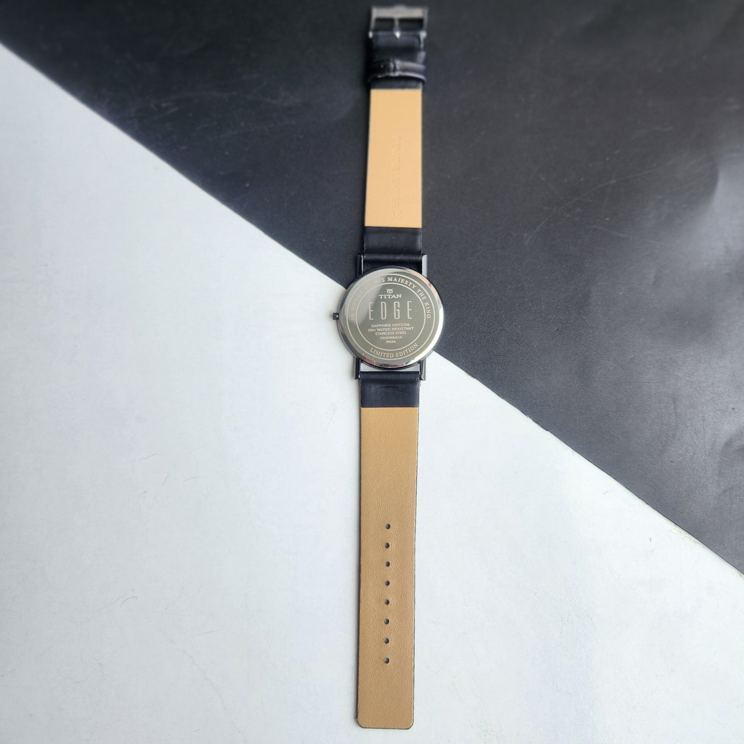 Original TITAN EDGE 1595WAA34 Round Golden Face 38MM Case Men's Watch H69