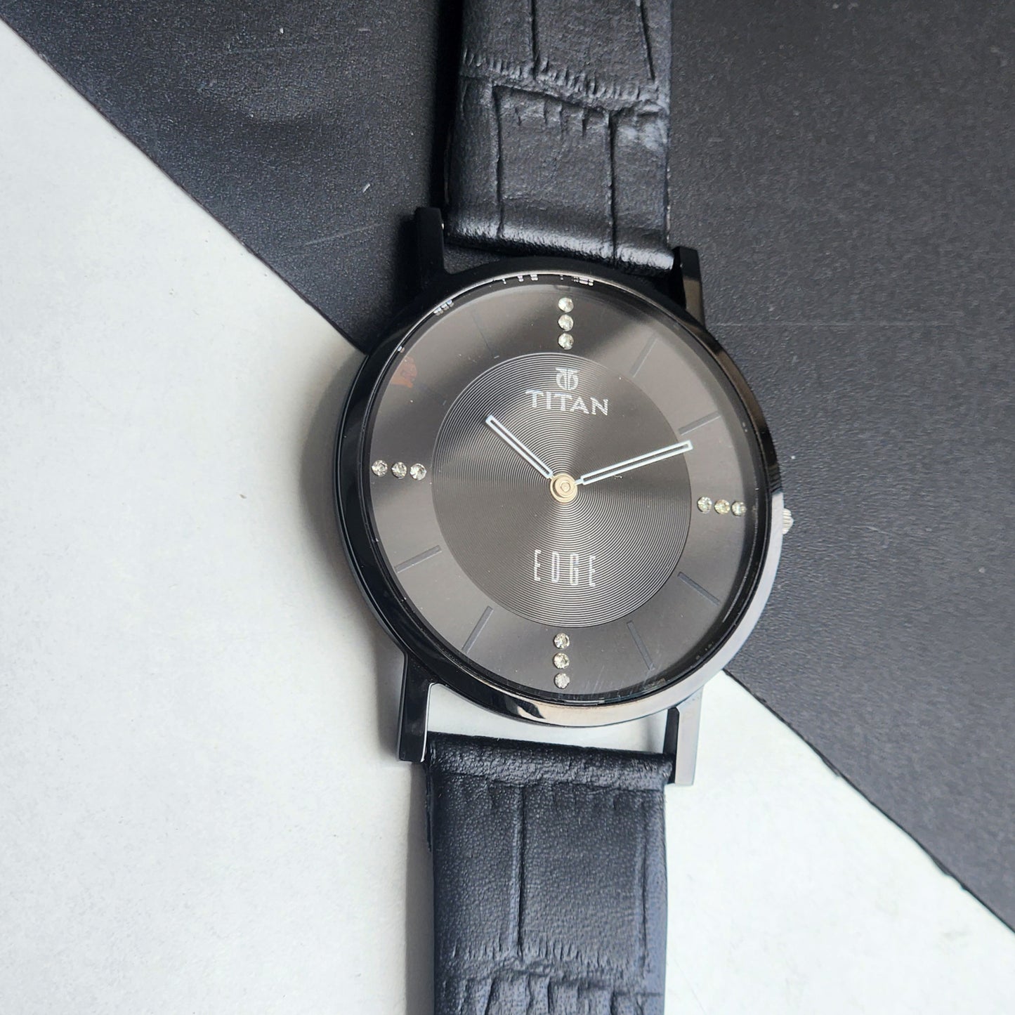 Original TITAN EDGE 1595WAA31 Round Black Face 38MM Case Men's Watch H71