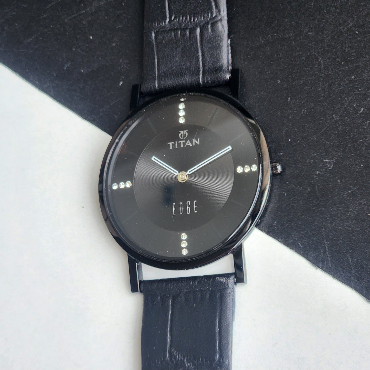 Original TITAN EDGE 1595WAA31 Round Black Face 38MM Case Men's Watch H71