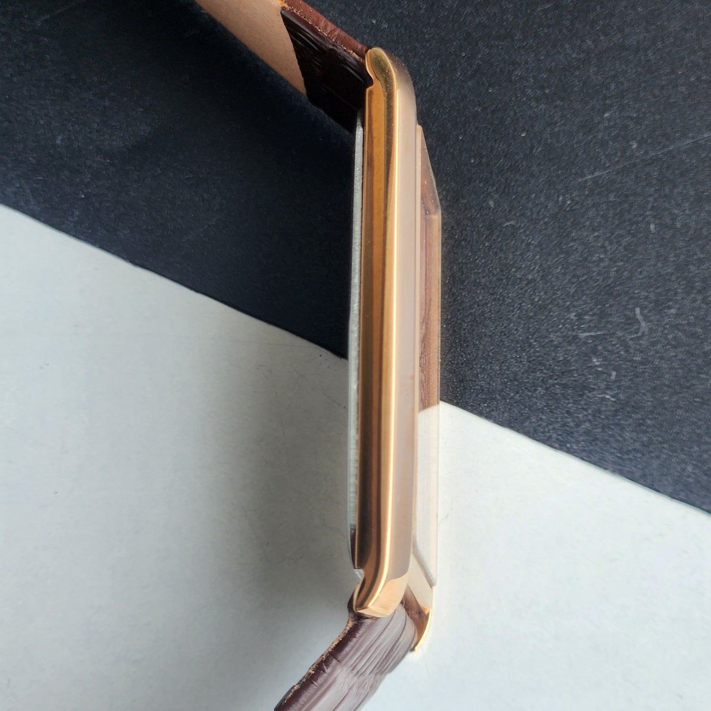 Original TITAN EDGE 151YAA Rectangular Peach Face 28MM Case Men's Watch H72
