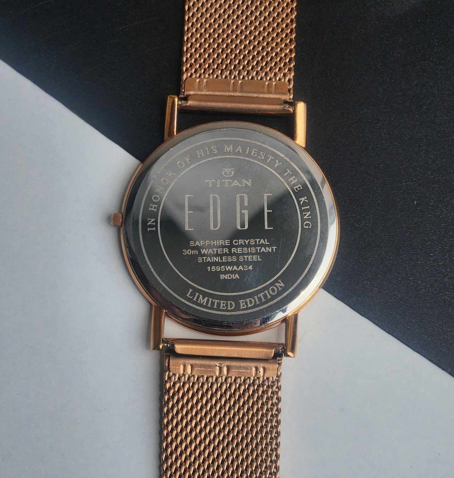 Original TITAN EDGE 1595WAA34 Round Golden Face 38MM Case Men's Watch H76