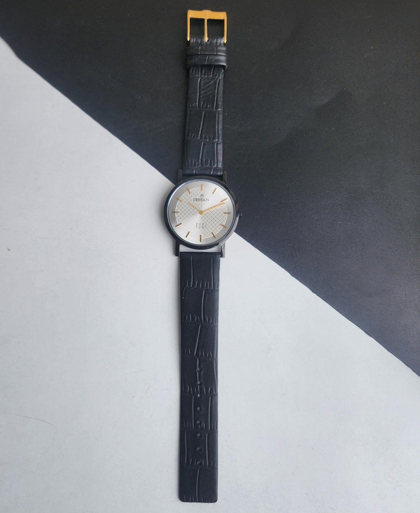Original TITAN EDGE 1595WAA34 Round White Face 38MM Case Men's Watch H78