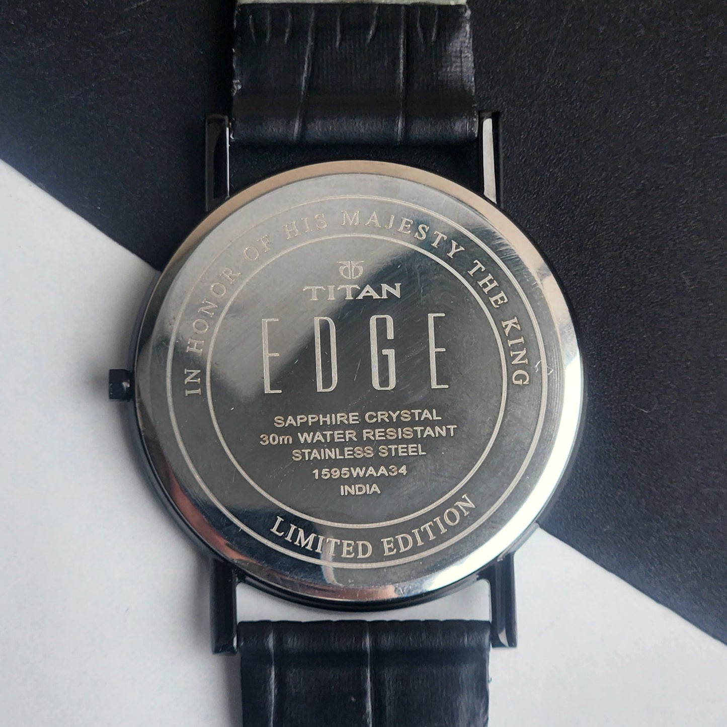 Original TITAN EDGE 1595WAA34 Round White Face 38MM Case Men's Watch H78