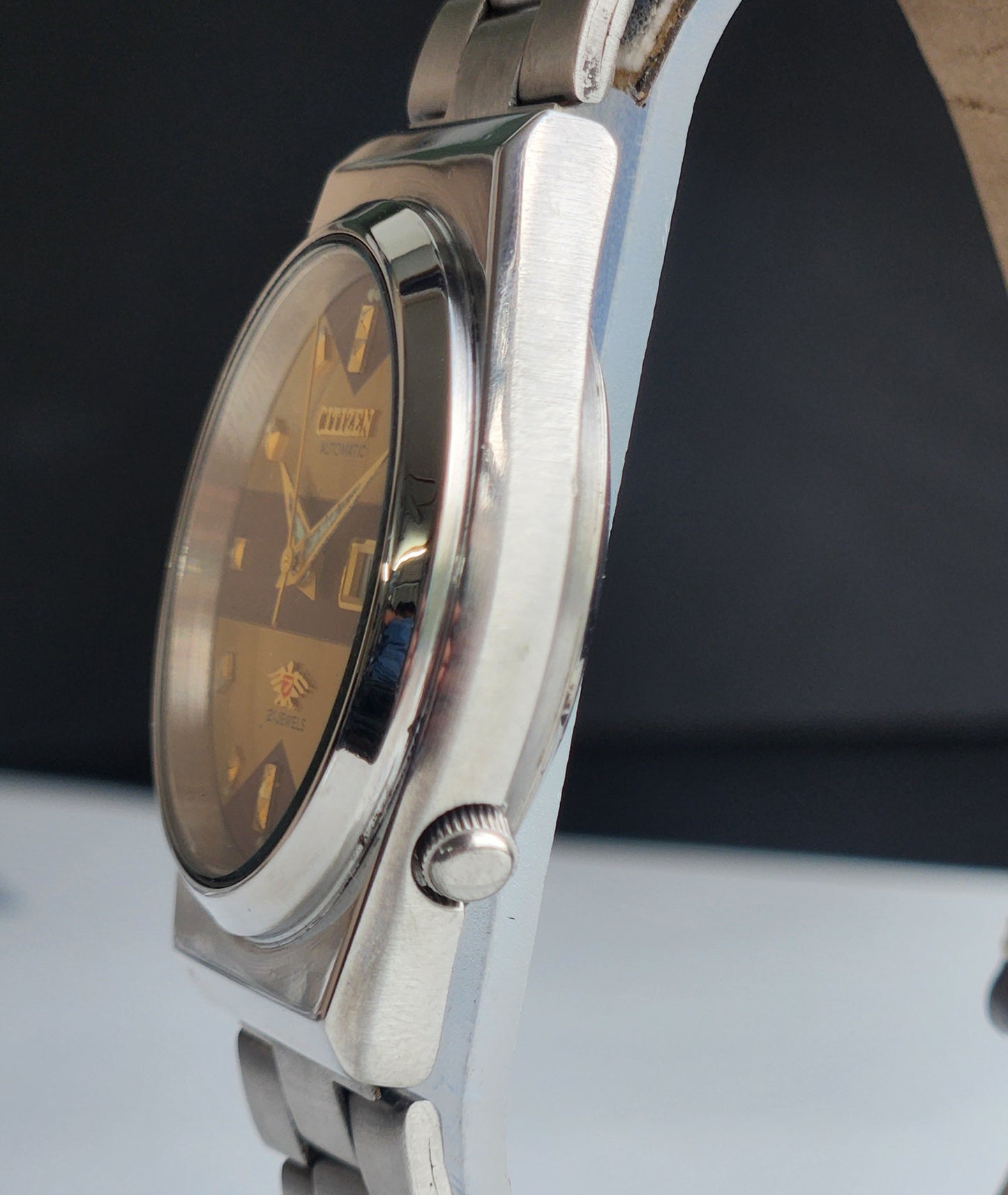 Vintage 1981 Original Citizen Automatic 8200 Golden Face 21 Jewels Day-Date Japanese Men's Wrist Watch EA01