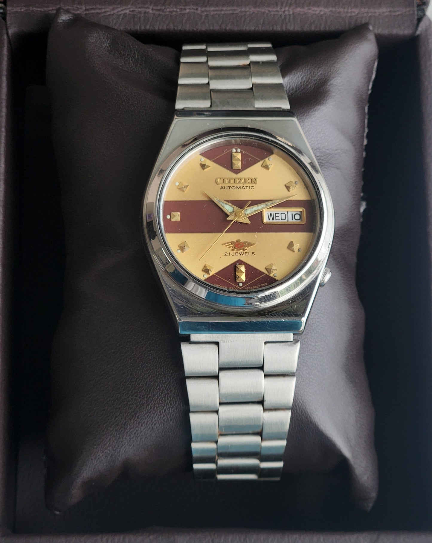 Vintage 1981 Original Citizen Automatic 8200 Golden Face 21 Jewels Day-Date Japanese Men's Wrist Watch EA01