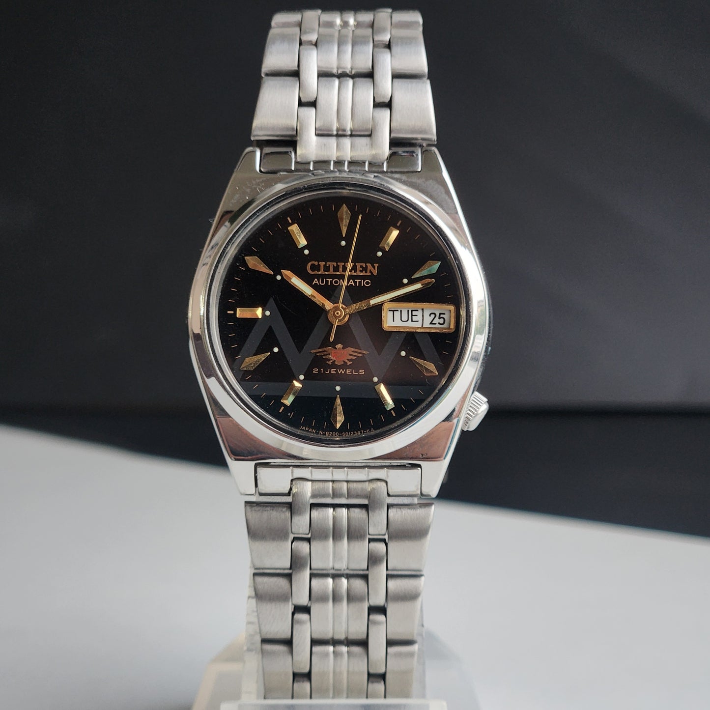 Vintage 1983 Original Citizen Automatic 8200 Black Face 21 Jewels Day-Date Japanese Men's Wrist Watch EA03