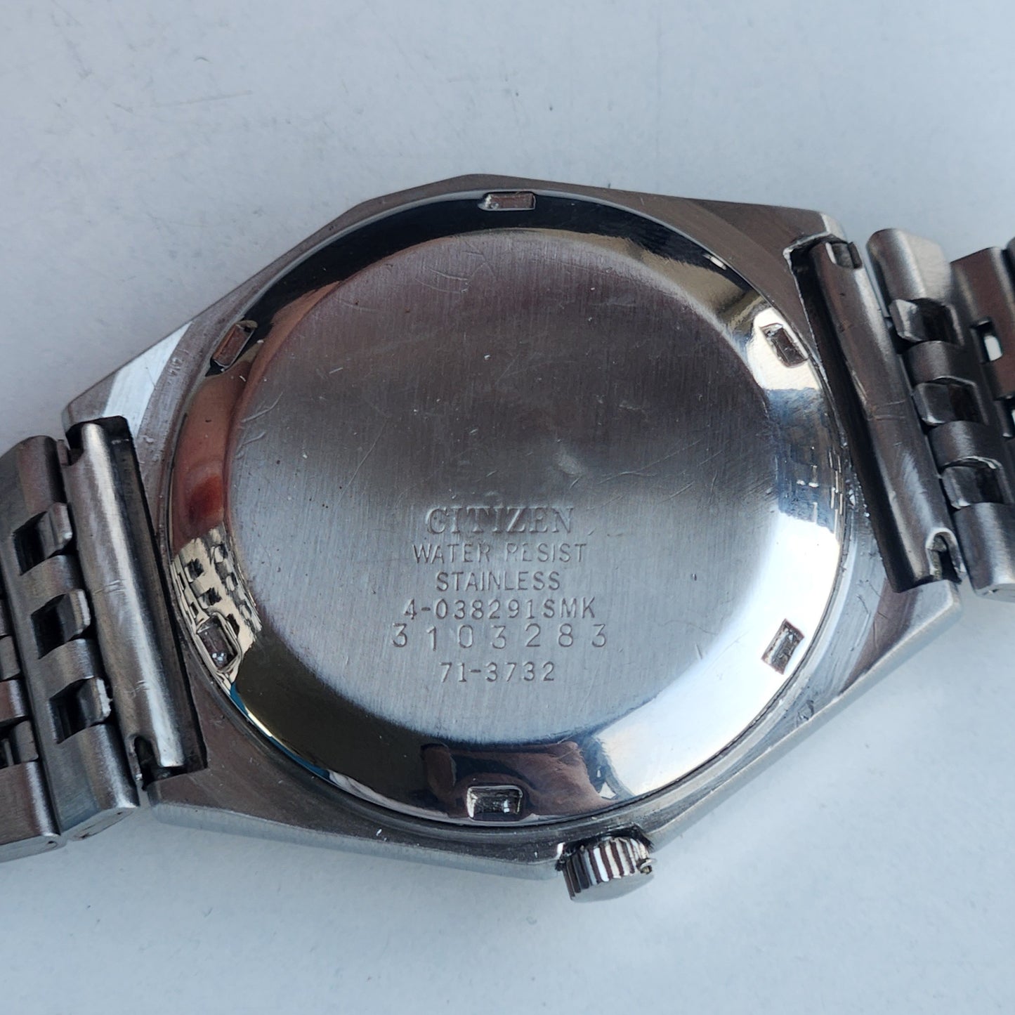 Vintage 1983 Original Citizen Automatic 8200 White Face 21 Jewels Day-Date Japanese Men's Wrist Watch EA05