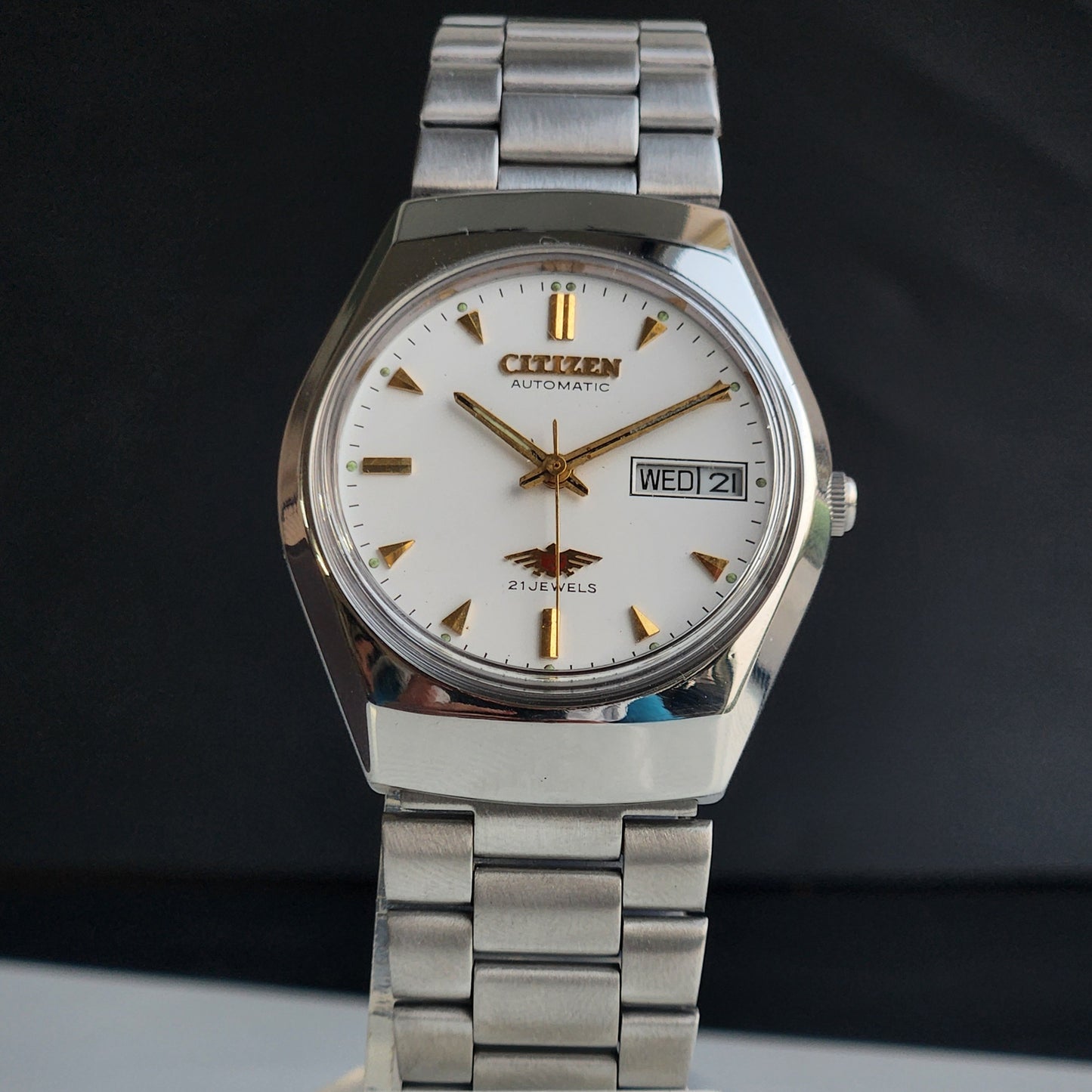 Vintage 1974 Original Citizen Automatic 8200 White Face 21 Jewels Day-Date Japanese Men's Wrist Watch EA06