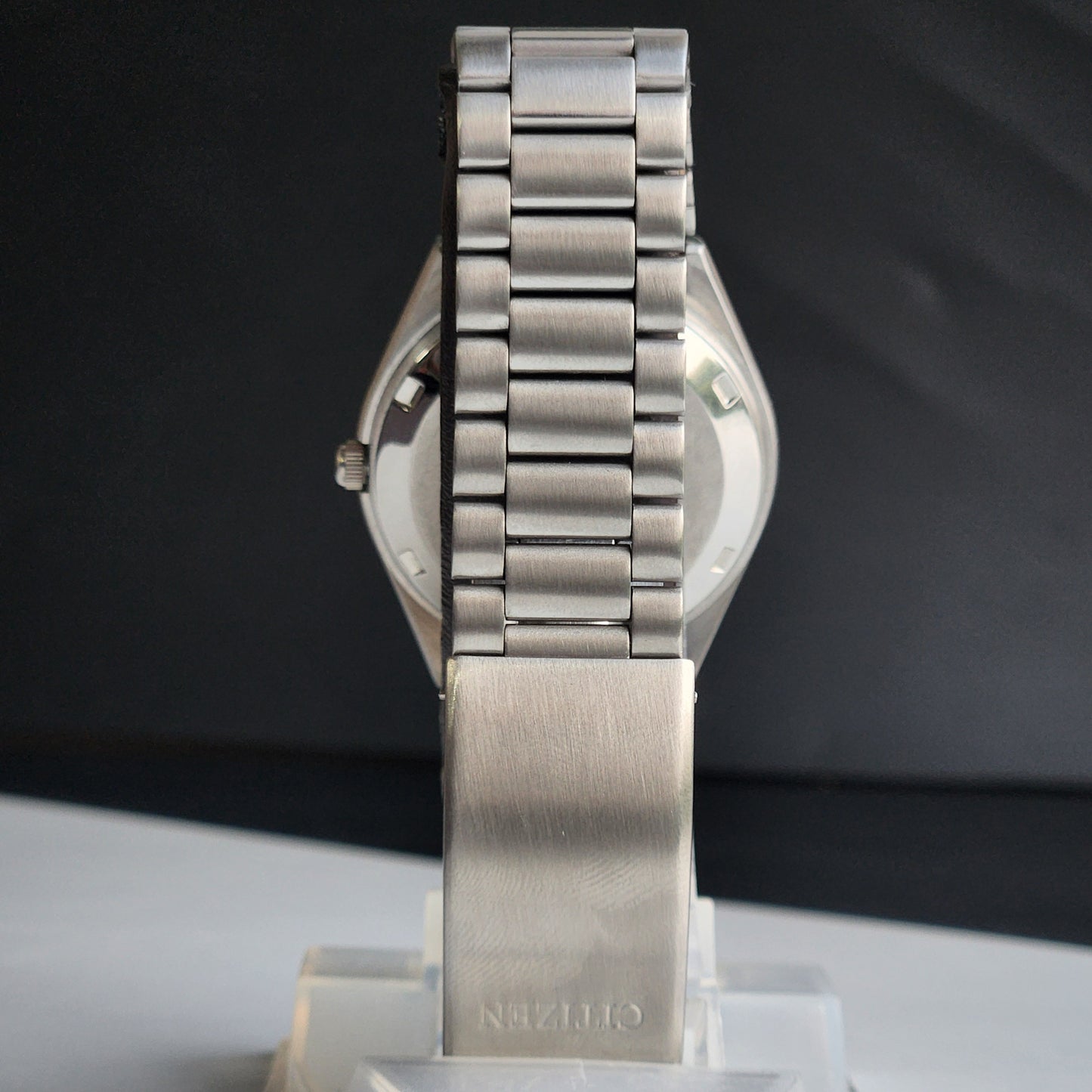 Vintage 1974 Original Citizen Automatic 8200 White Face 21 Jewels Day-Date Japanese Men's Wrist Watch EA06