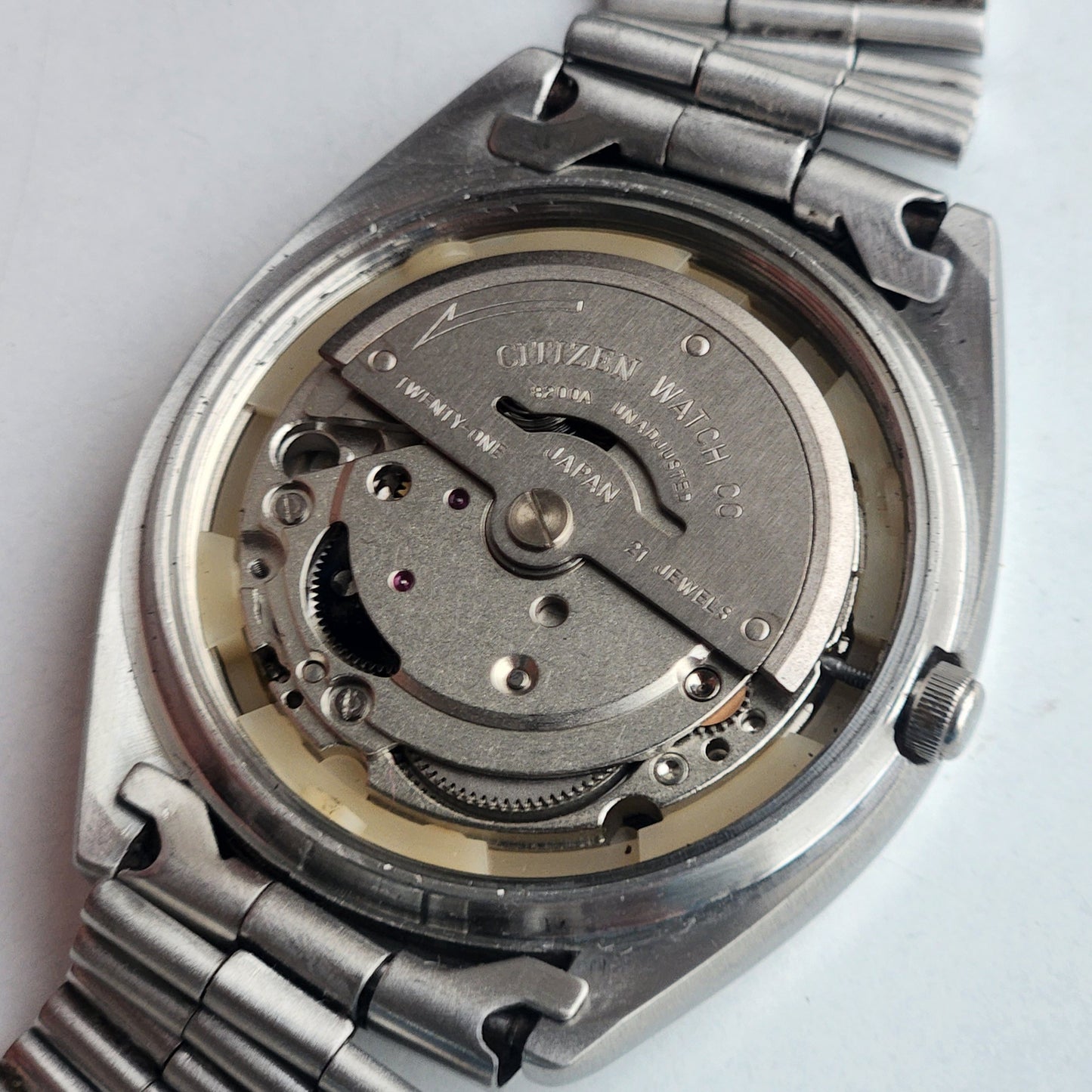 Vintage 1980 Original Citizen Automatic 8200 Blue Face 21 Jewels Day-Date Japanese Men's Wrist Watch EA09