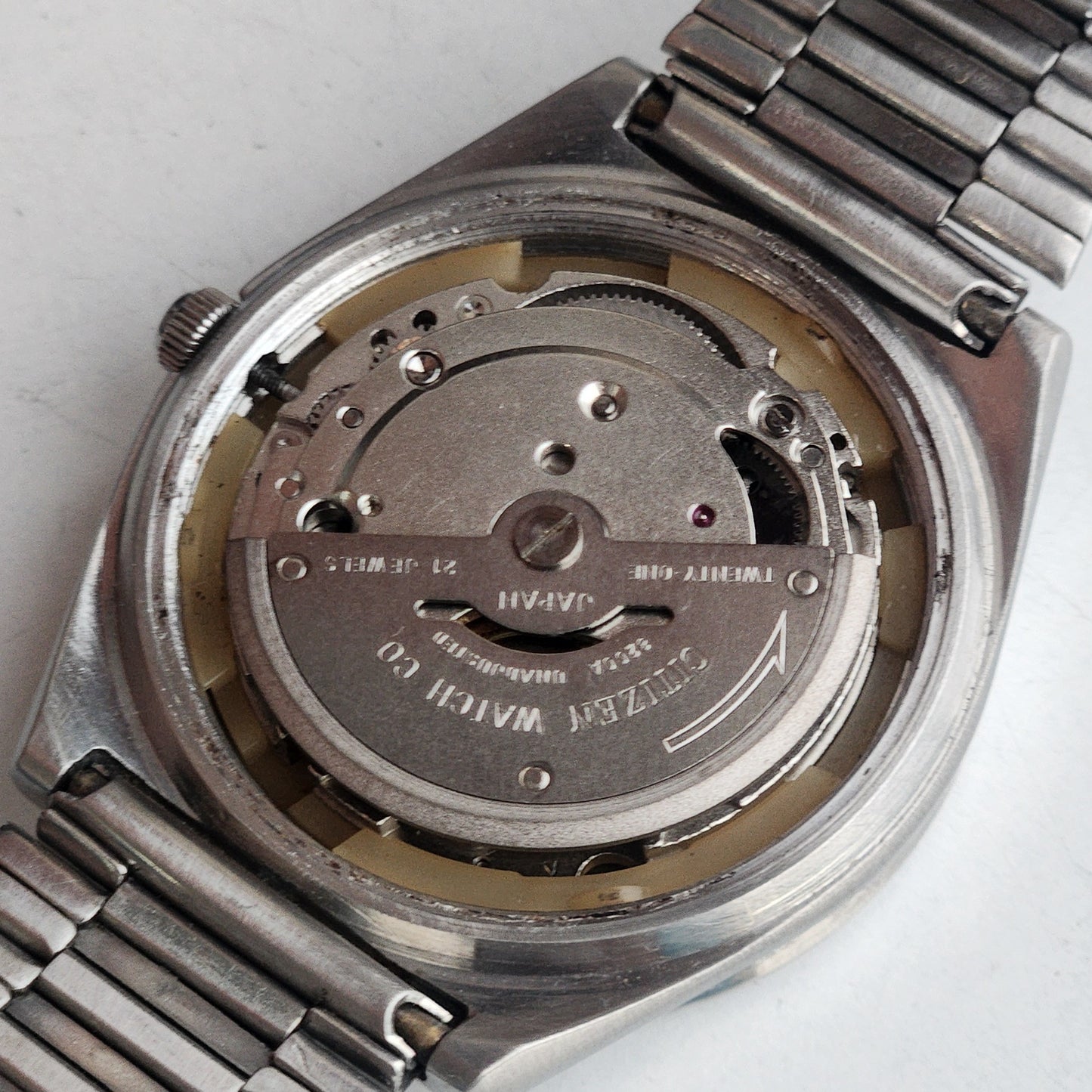 Vintage 1979 Original Citizen Automatic 8200 Cream Face 21 Jewels Day-Date Japanese Men's Wrist Watch EA11