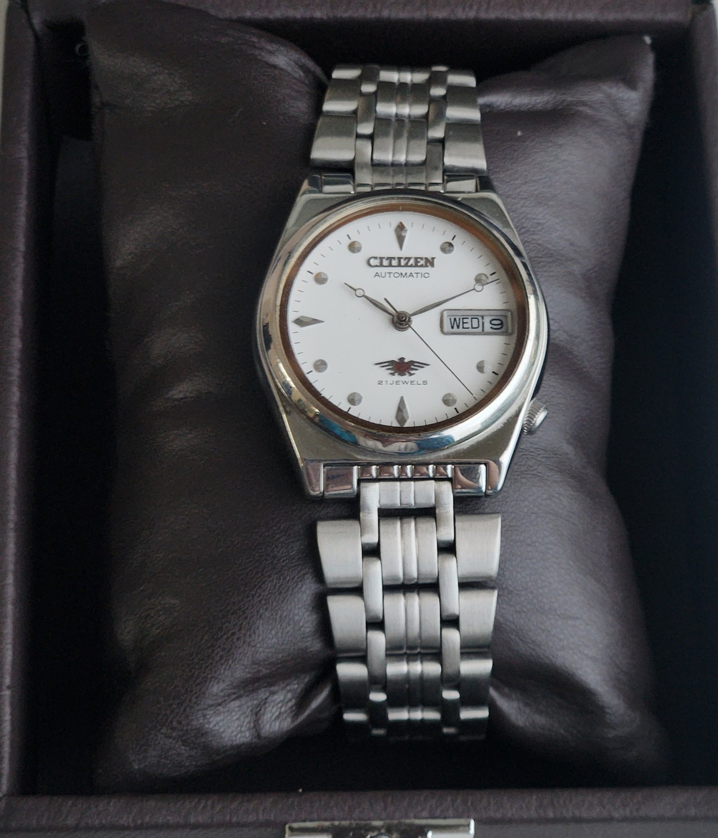 Vintage 1976 Original Citizen Automatic 8200 White Face 21 Jewels Day-Date Japanese Men's Wrist Watch EA14